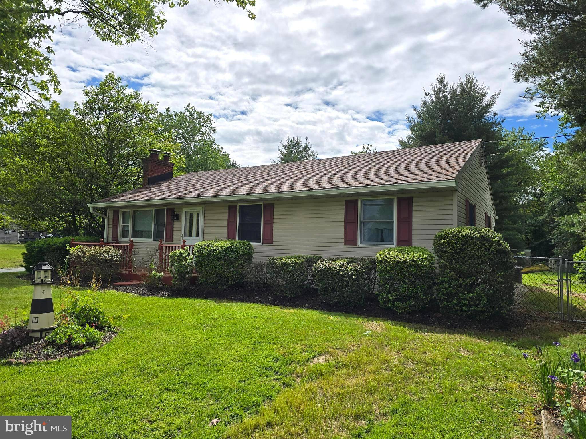 Elkton, MD 21921,2 COUNTRY LN