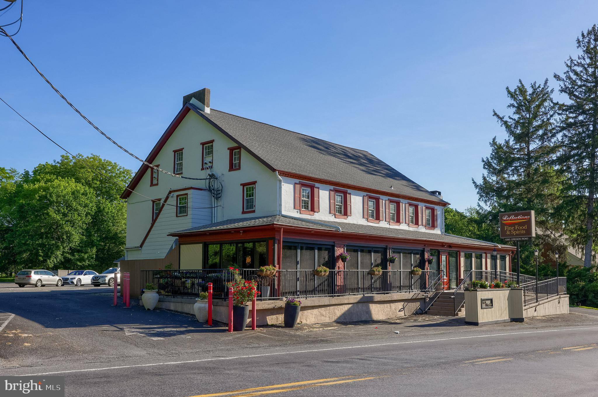 Leola, PA 17540,1390 E OREGON RD