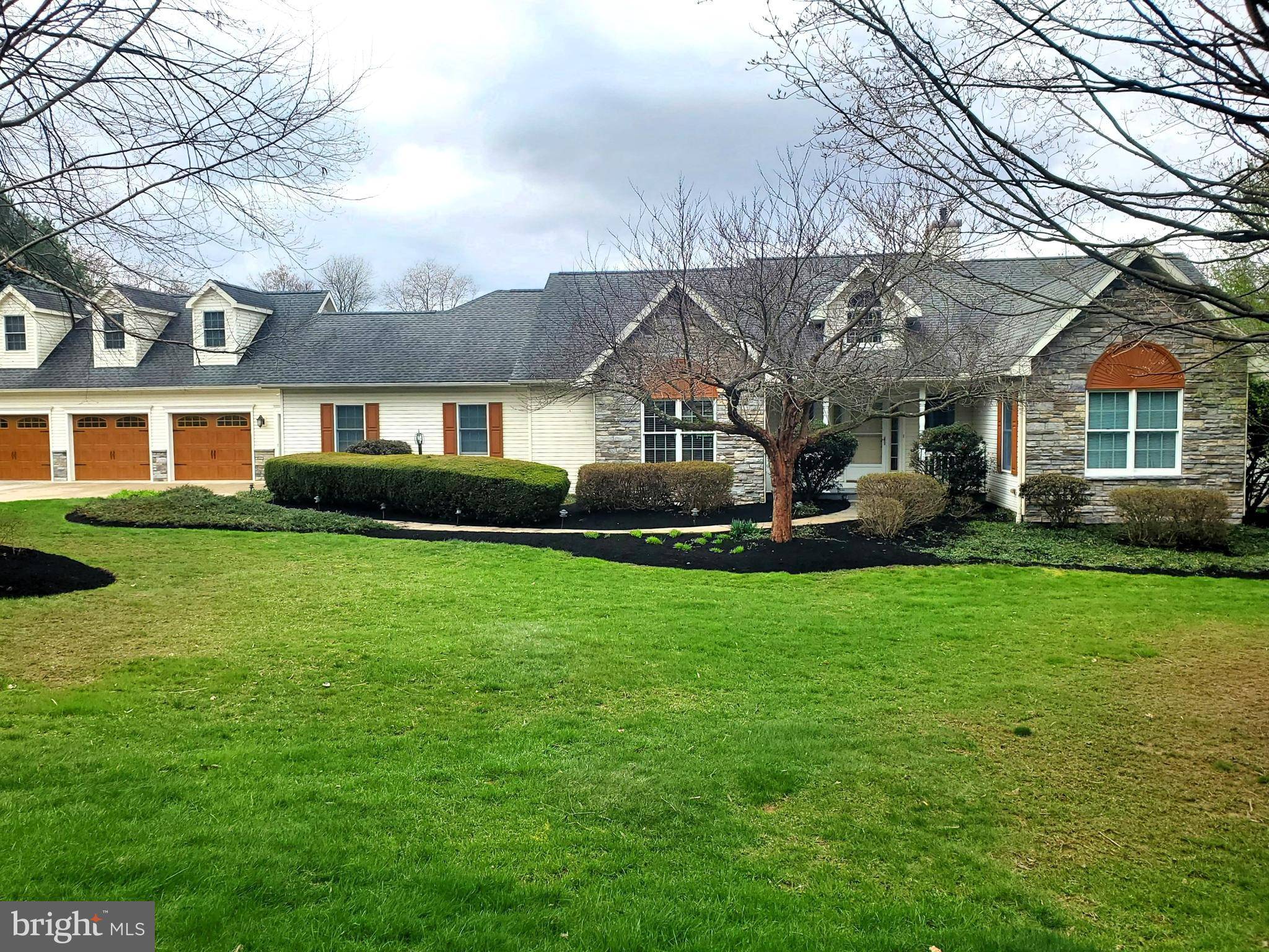 State College, PA 16803,555 KRISTINA CIR