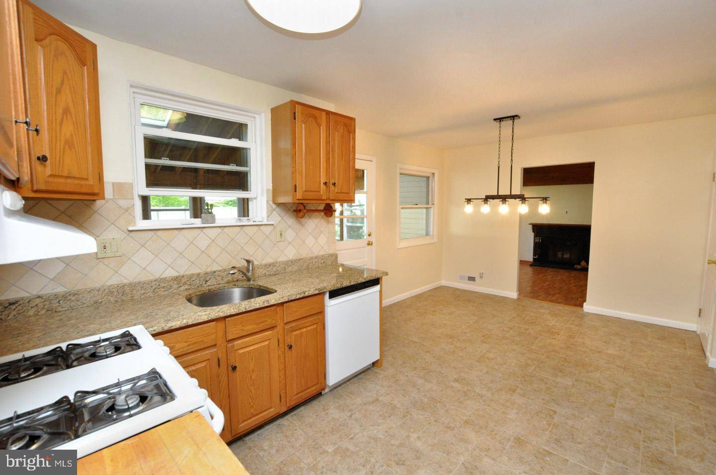 Mount Laurel, NJ 08054,128 HAINES RD