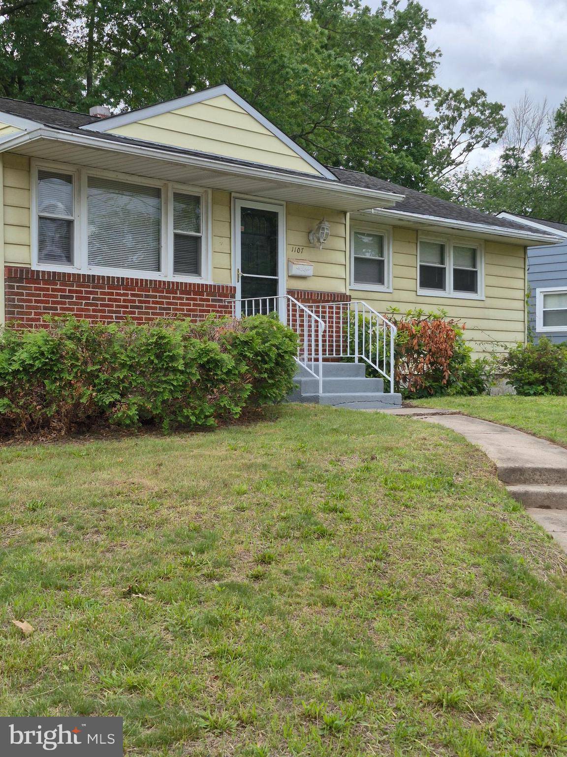 Delanco, NJ 08075,1107 HICKORY