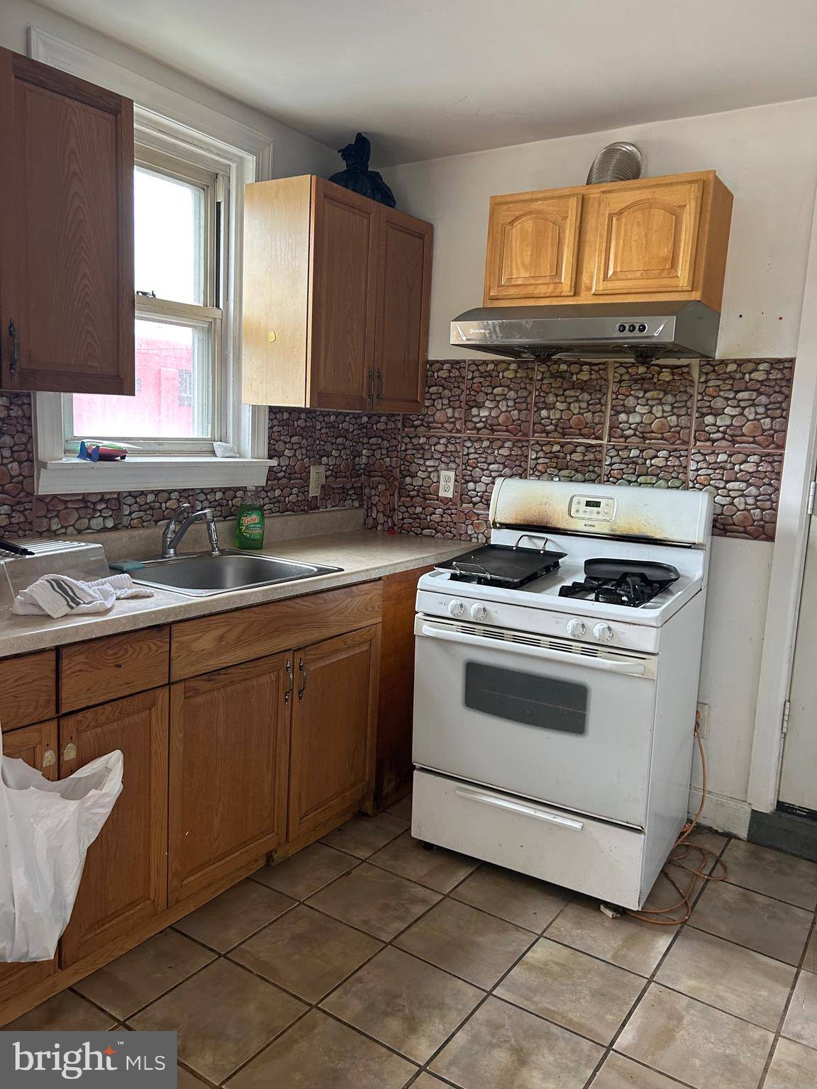 Philadelphia, PA 19149,6000 AGUSTA ST