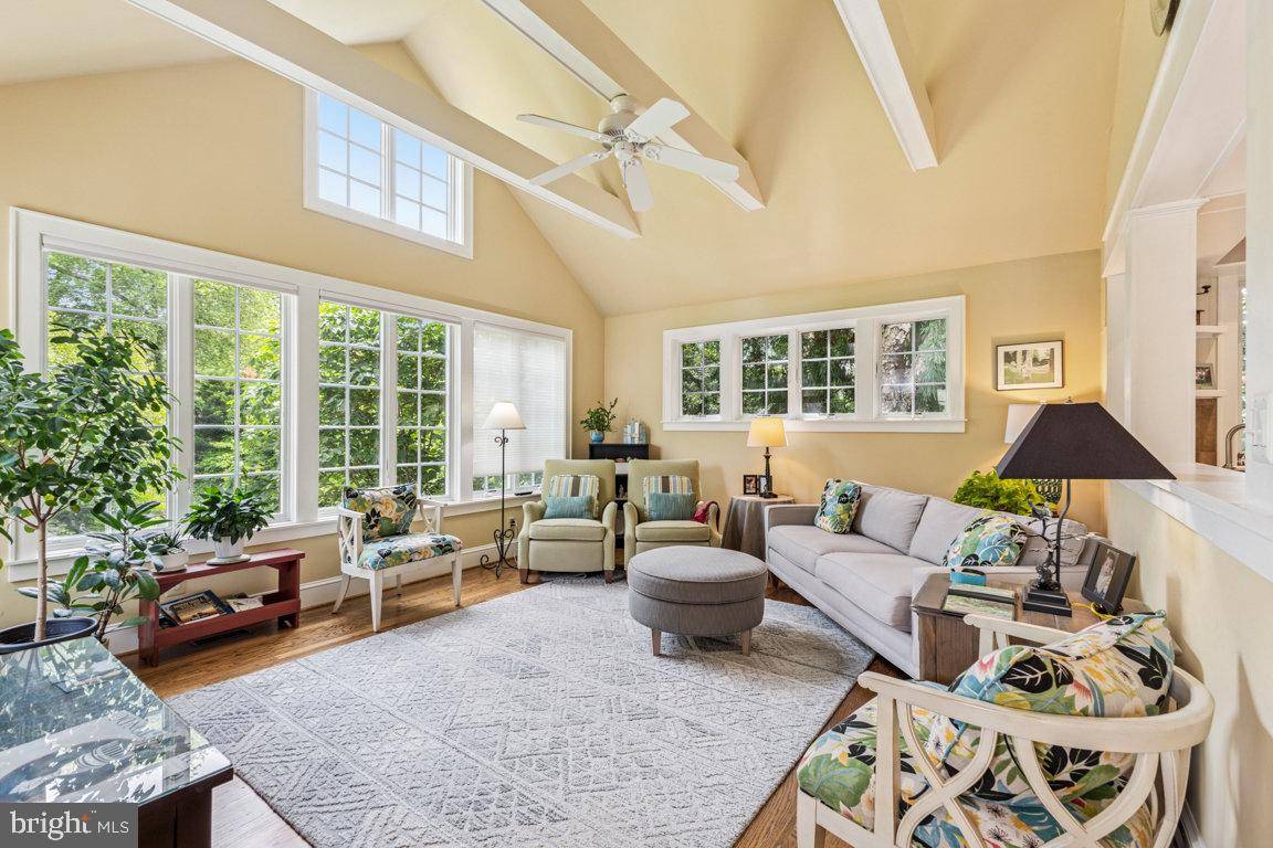 Falls Church, VA 22046,214 JEFFERSON ST