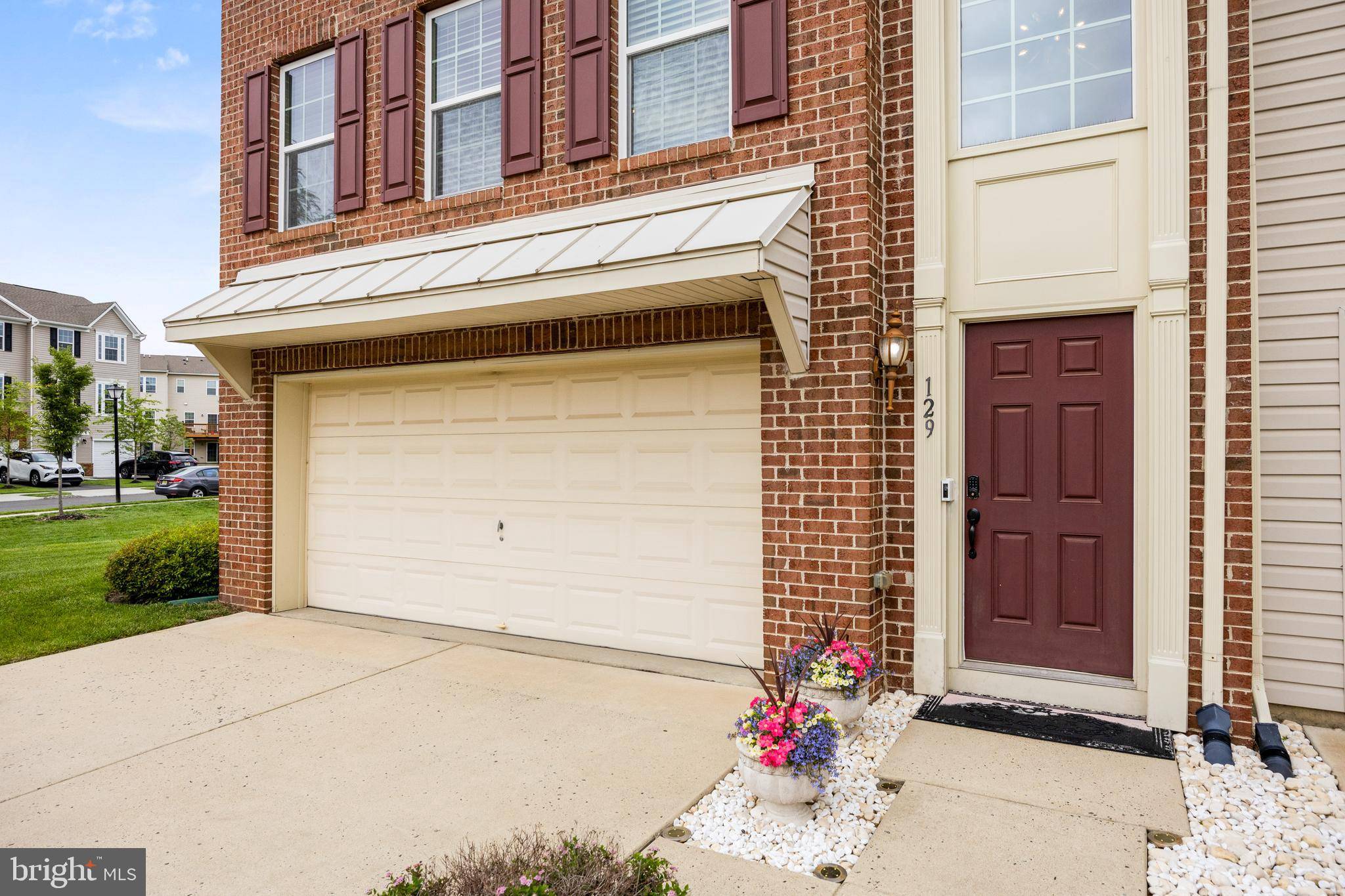 Cinnaminson, NJ 08077,129 HELEN DR