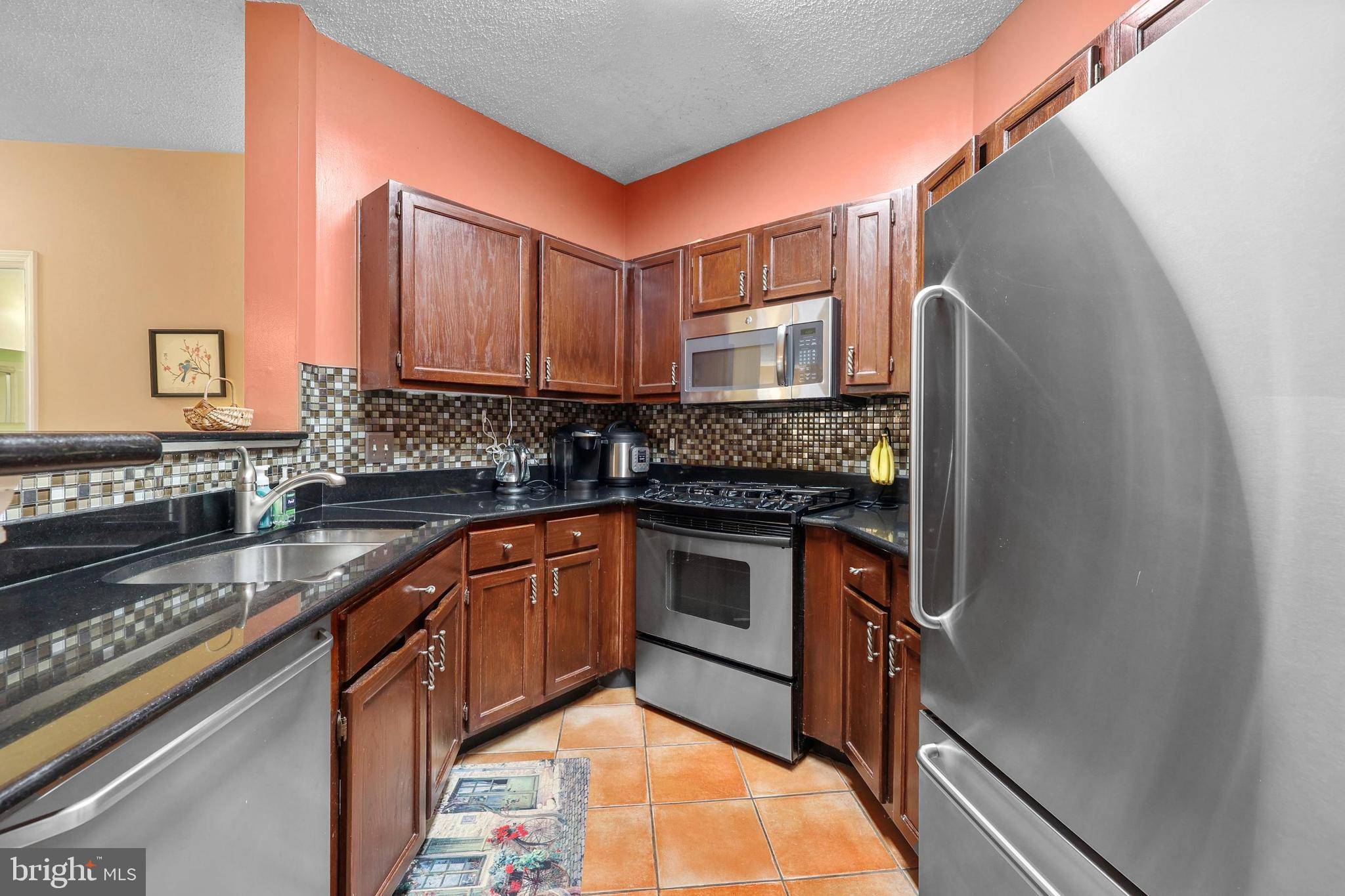 Fairfax, VA 22033,13070 AUTUMN WOODS WAY #302