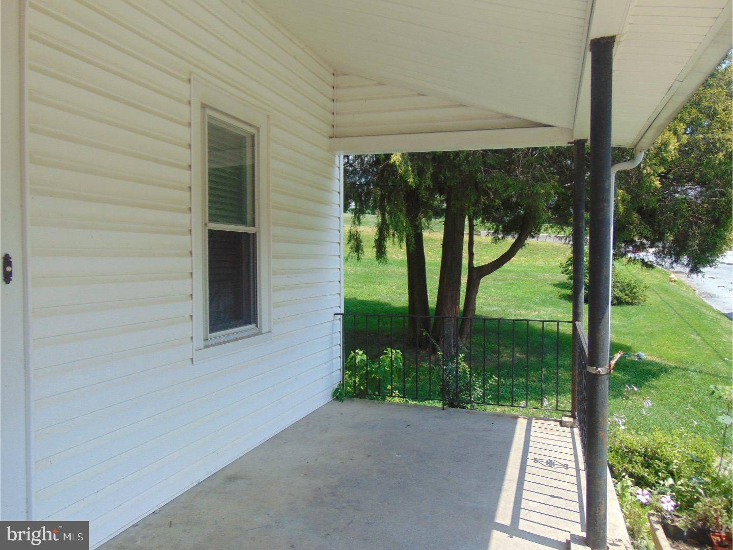 Aston, PA 19014,629 CONVENT RD
