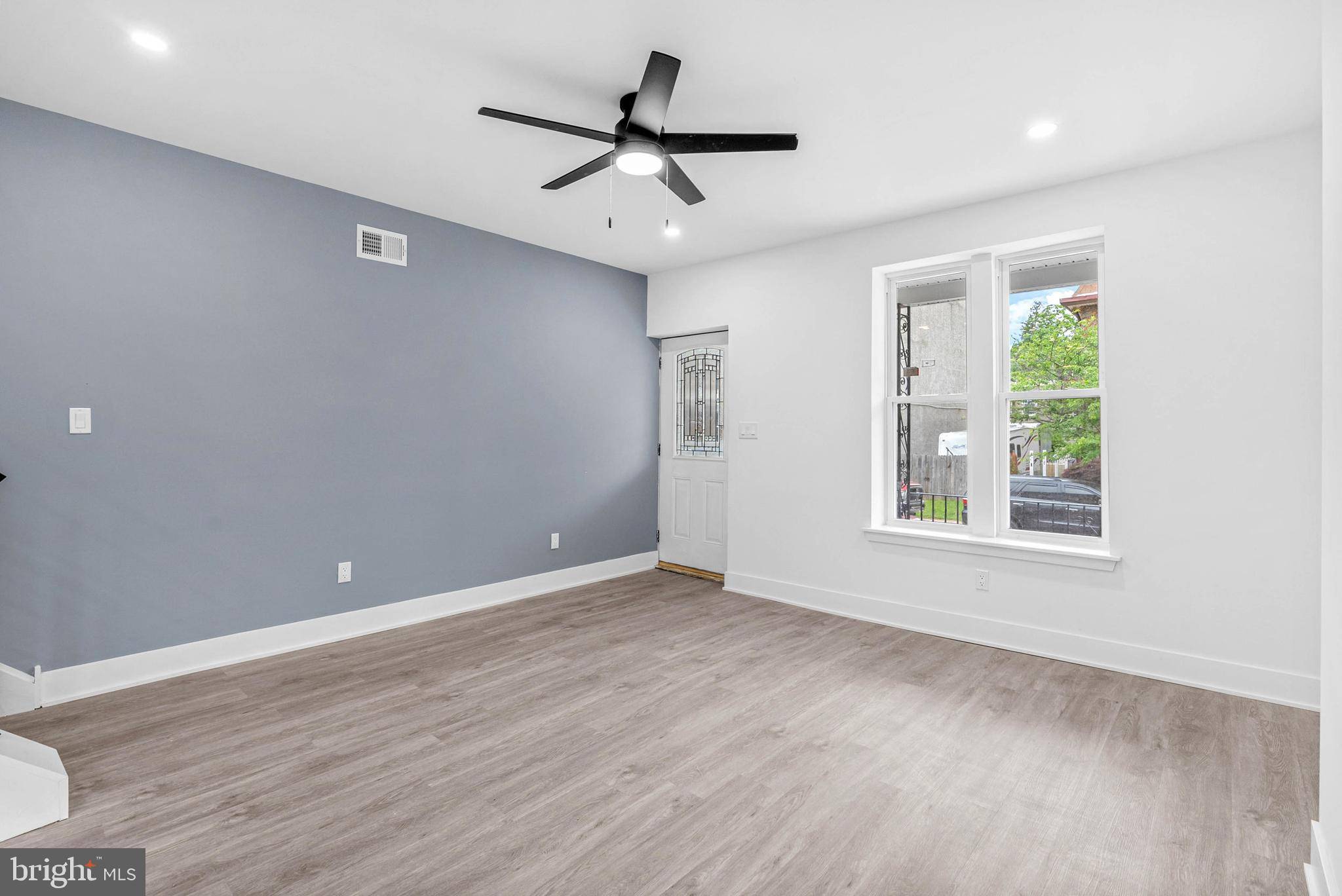 Philadelphia, PA 19144,10 W POMONA ST