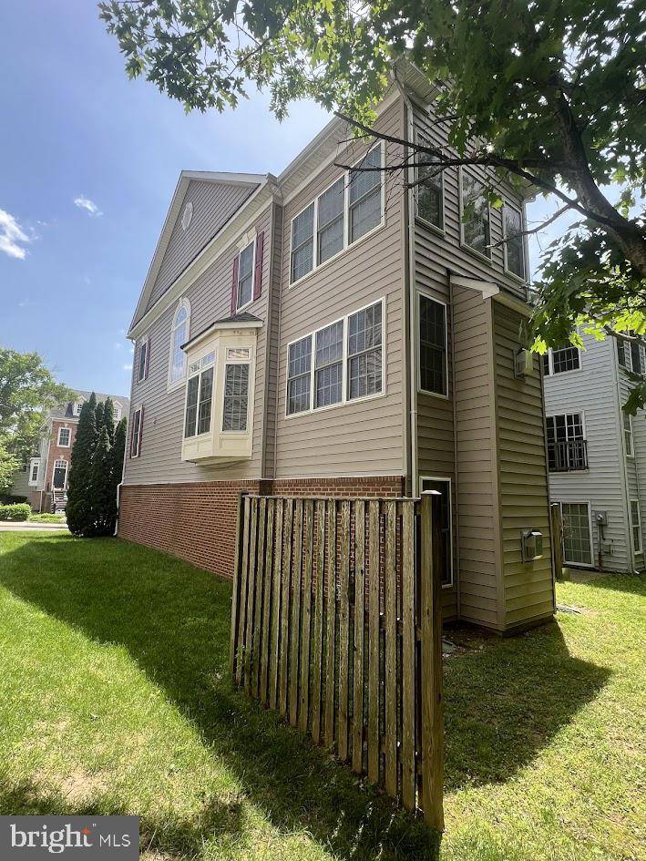 Fairfax, VA 22030,4588 BARRINGER PL