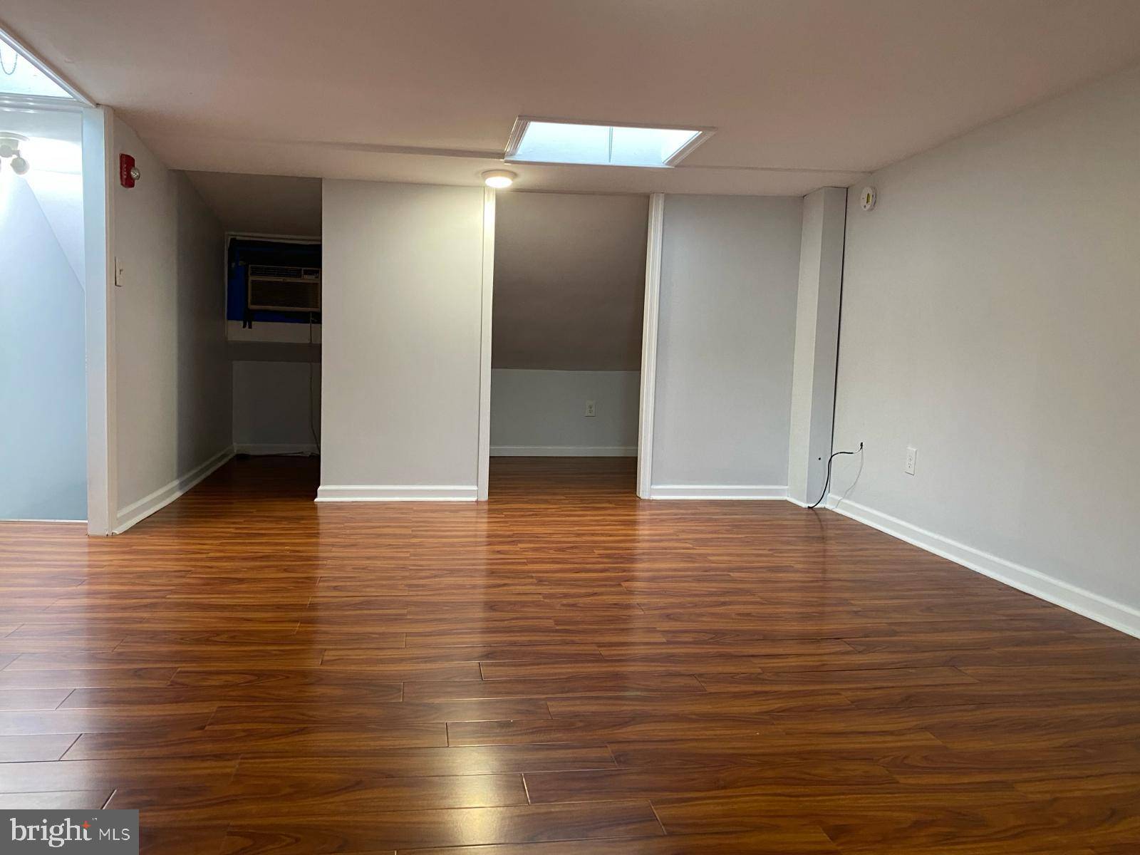 Philadelphia, PA 19143,1221 52ND STREET ##3
