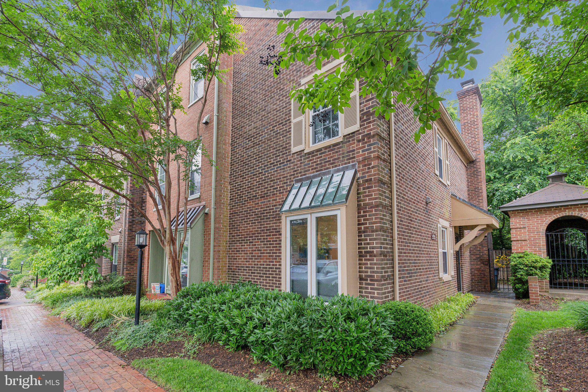 Arlington, VA 22213,6711 WASHINGTON BLVD #I