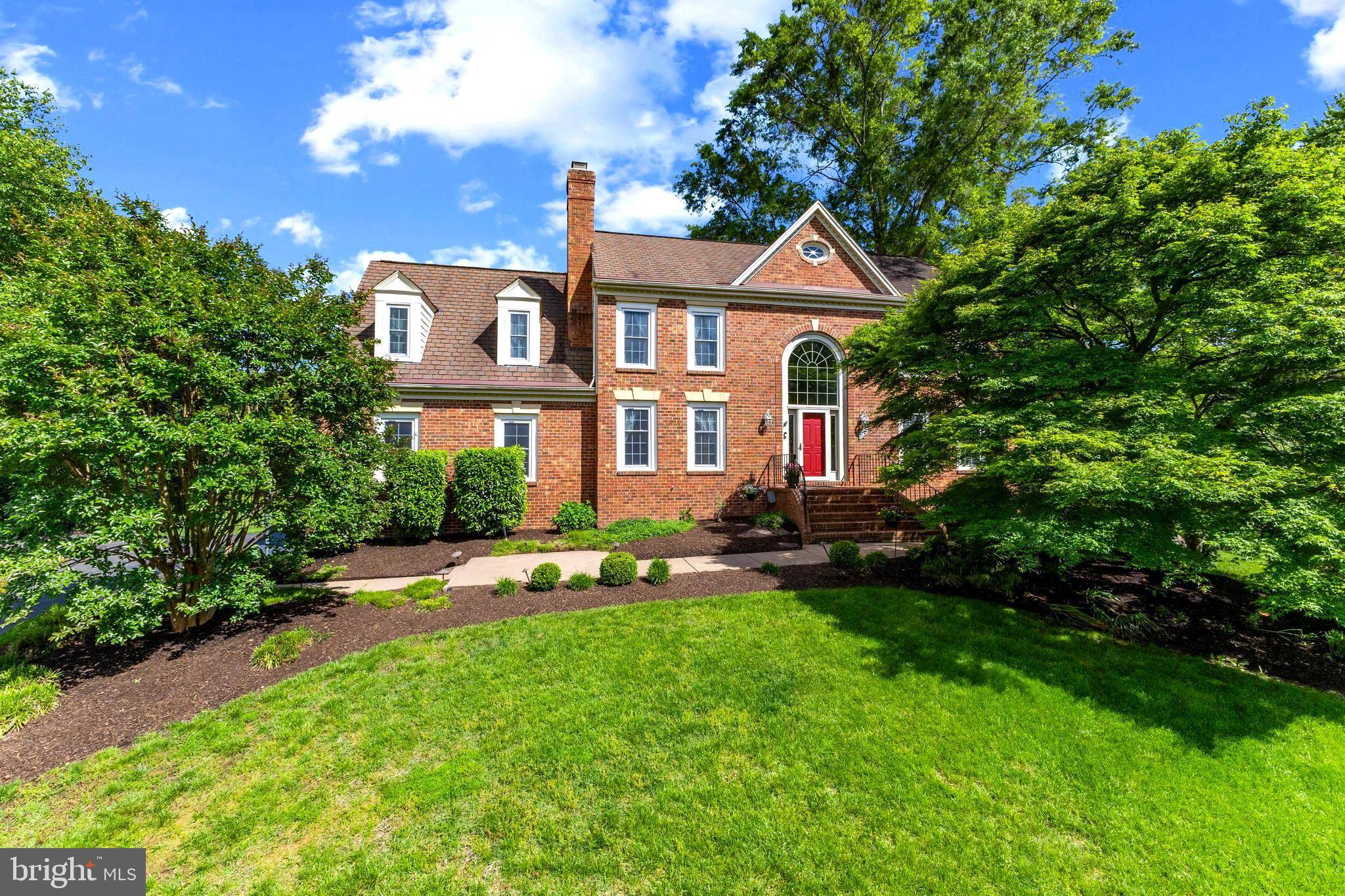 Alexandria, VA 22306,2200 TRAIES CT