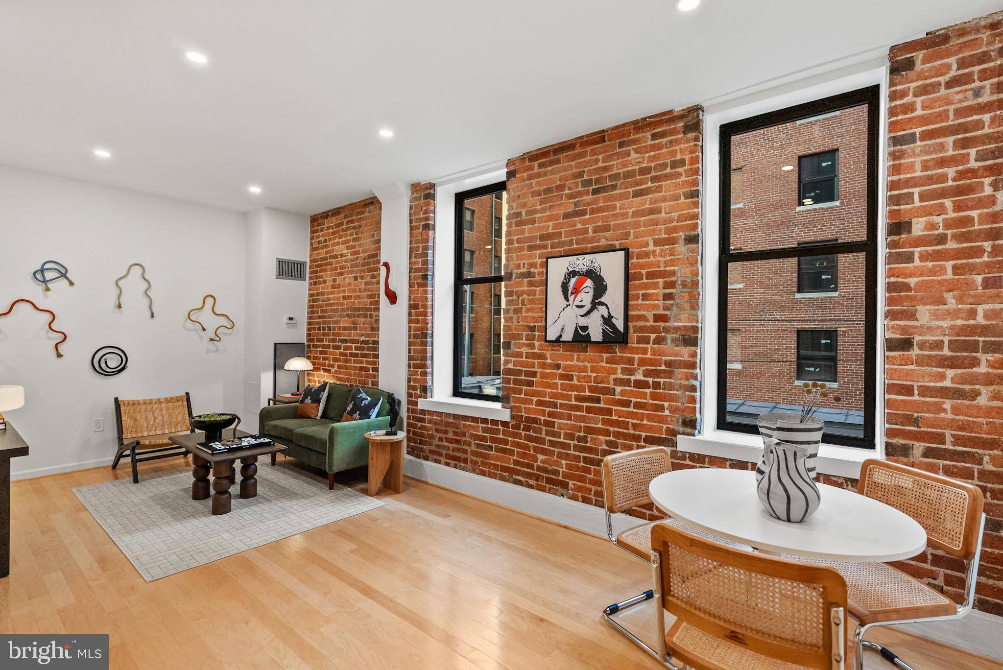 Washington, DC 20009,1615 Q ST NW #214