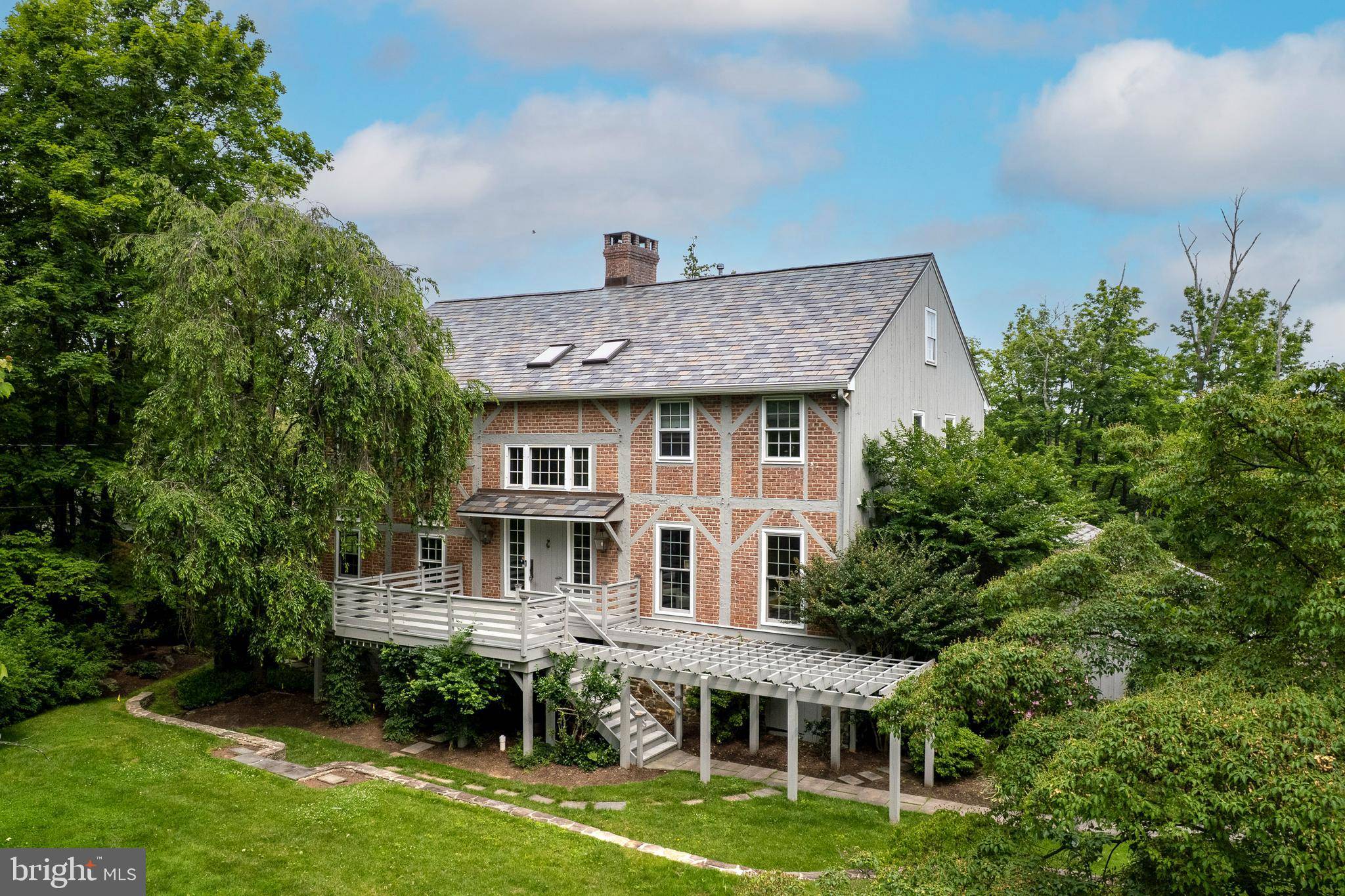 Princeton, NJ 08540,563 CHERRY VALLEY RD