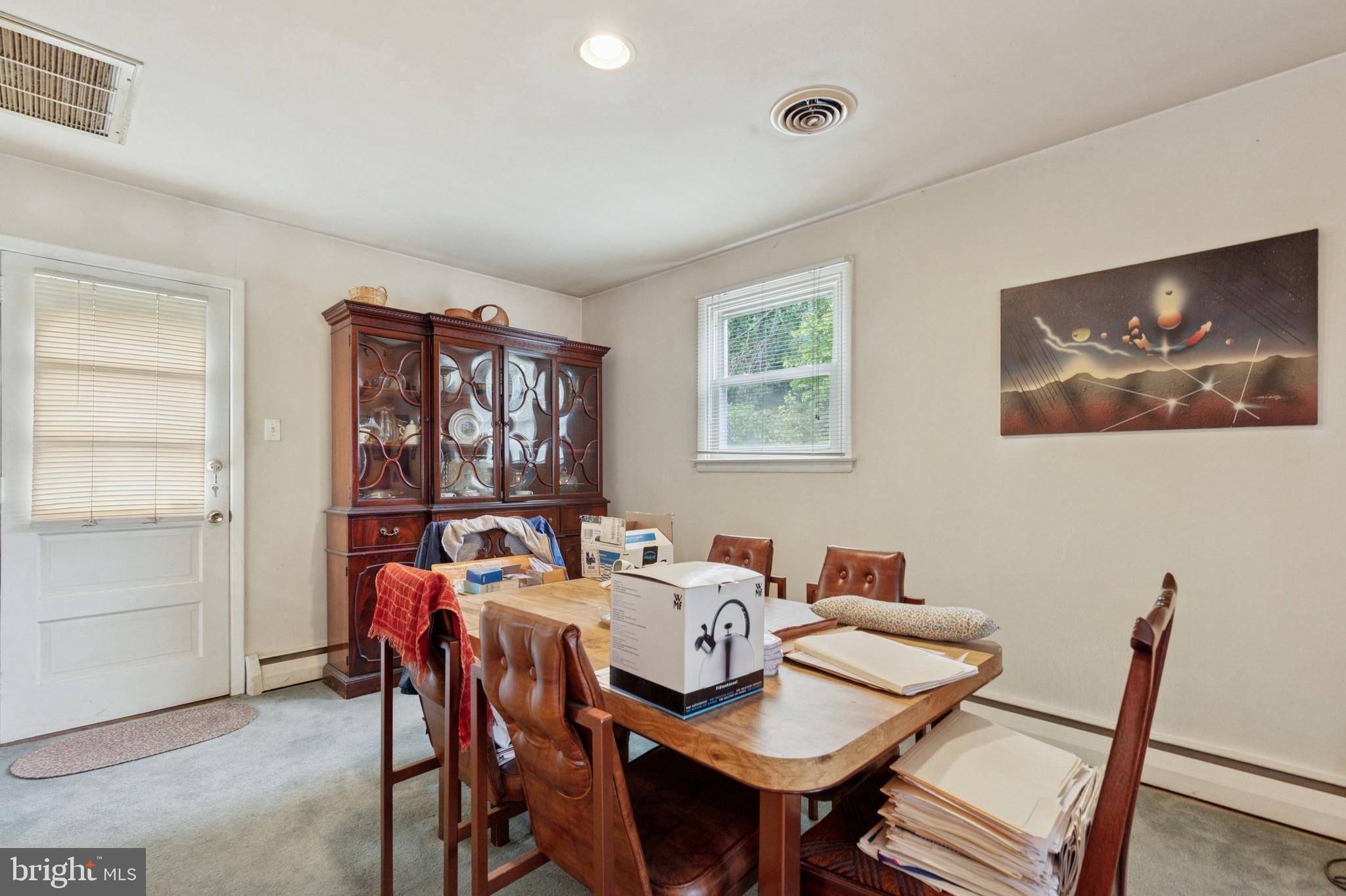 Huntingdon Valley, PA 19006,340 AINSLIE RD