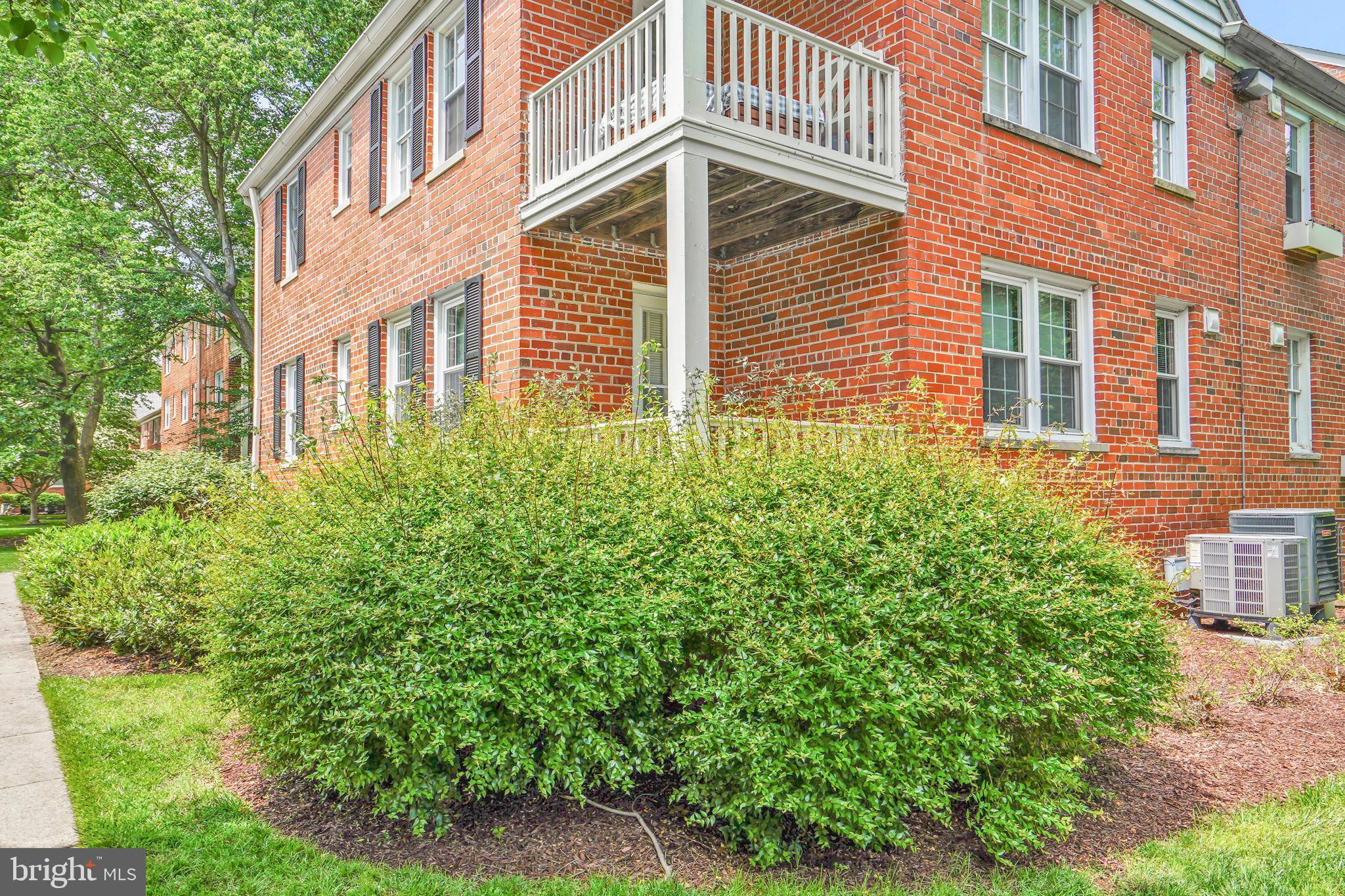 Alexandria, VA 22307,6517 POTOMAC AVE #A2