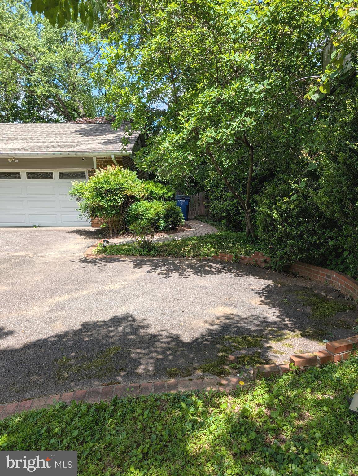 Mclean, VA 22102,7506 BOX ELDER CT