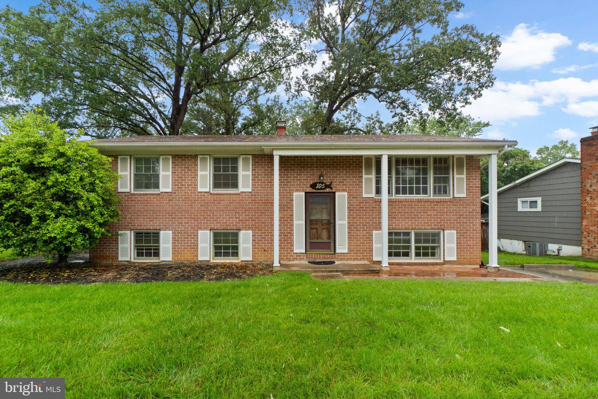 Reisterstown, MD 21136,105 SACRED HEART LN