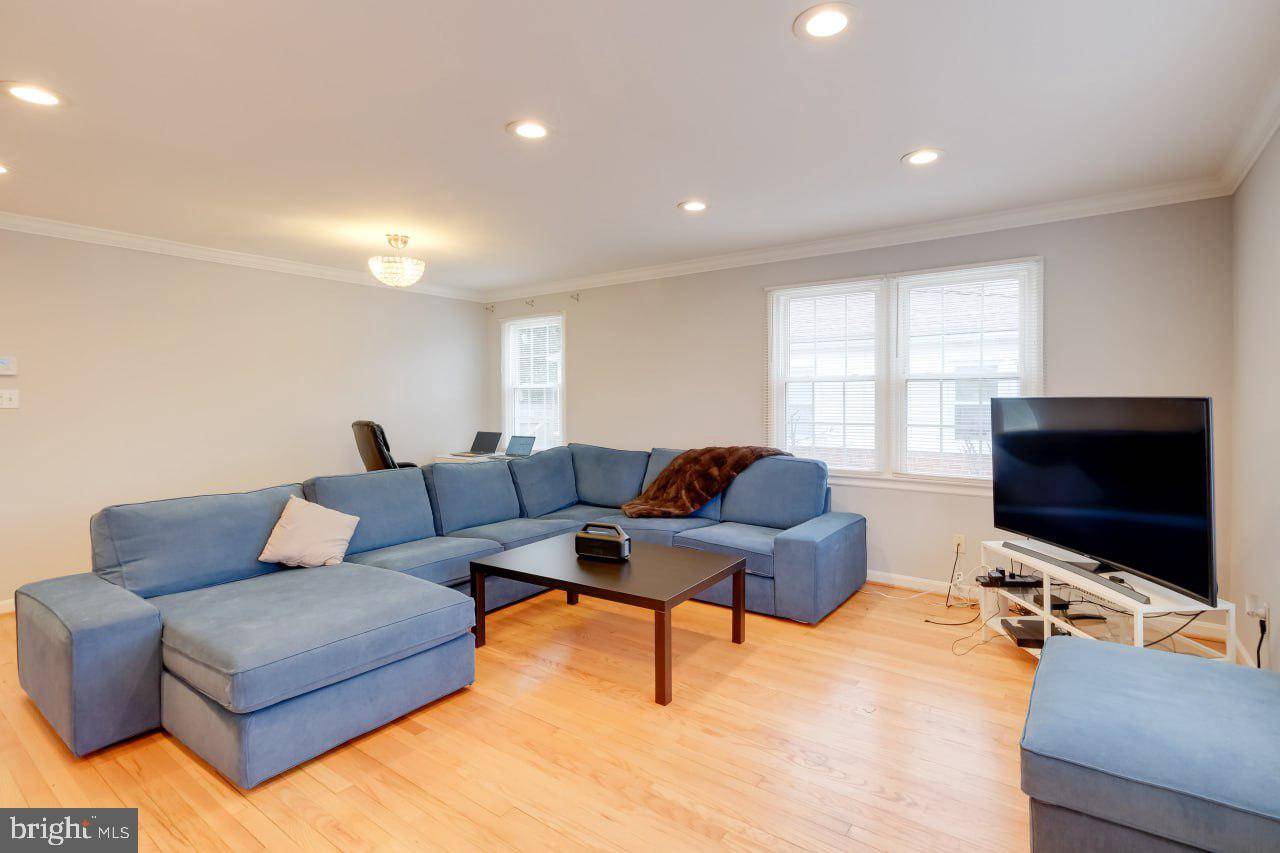 Silver Spring, MD 20902,3312 CLAY ST