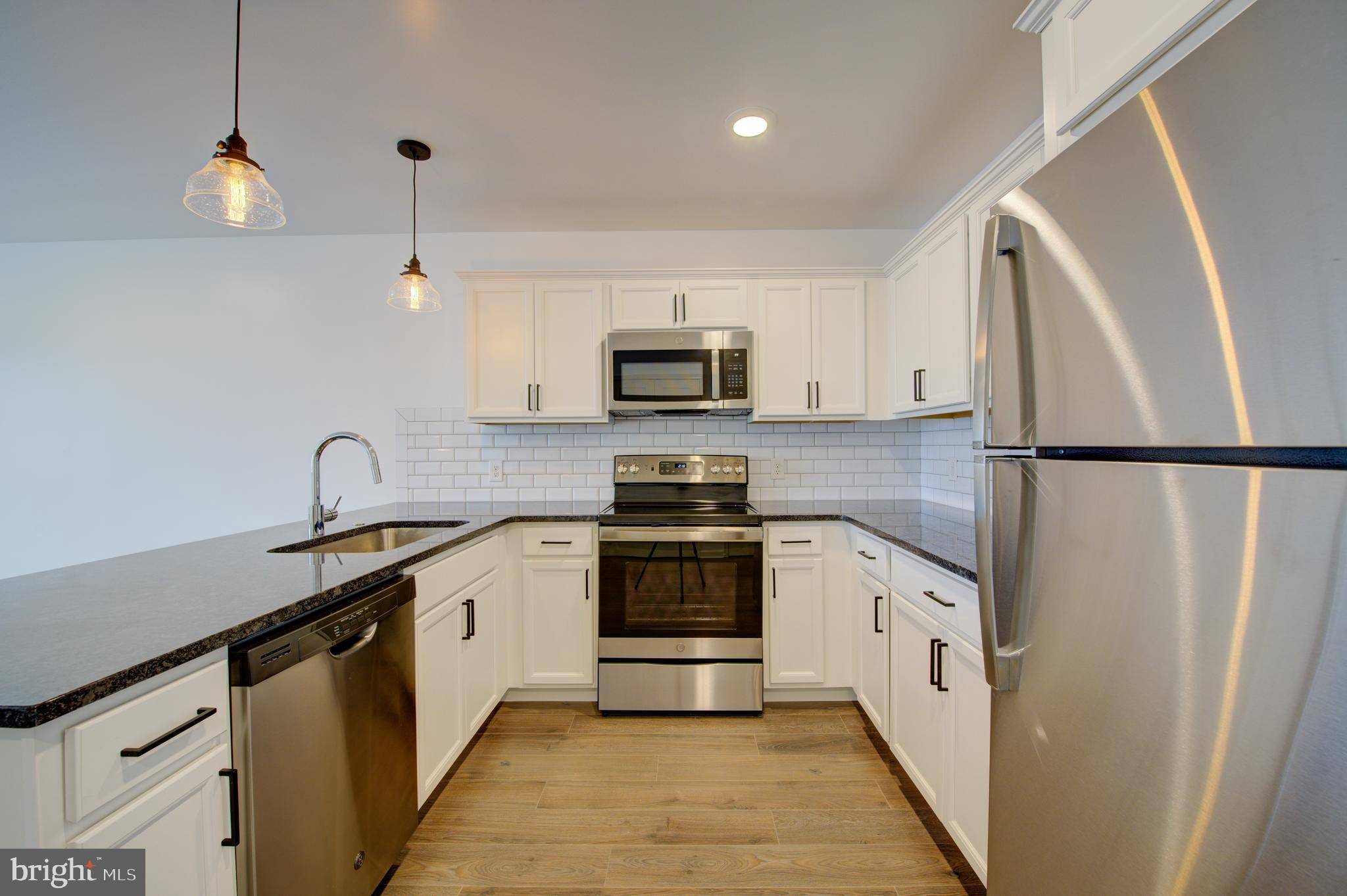 Philadelphia, PA 19128,6649 RIDGE AVE #B301