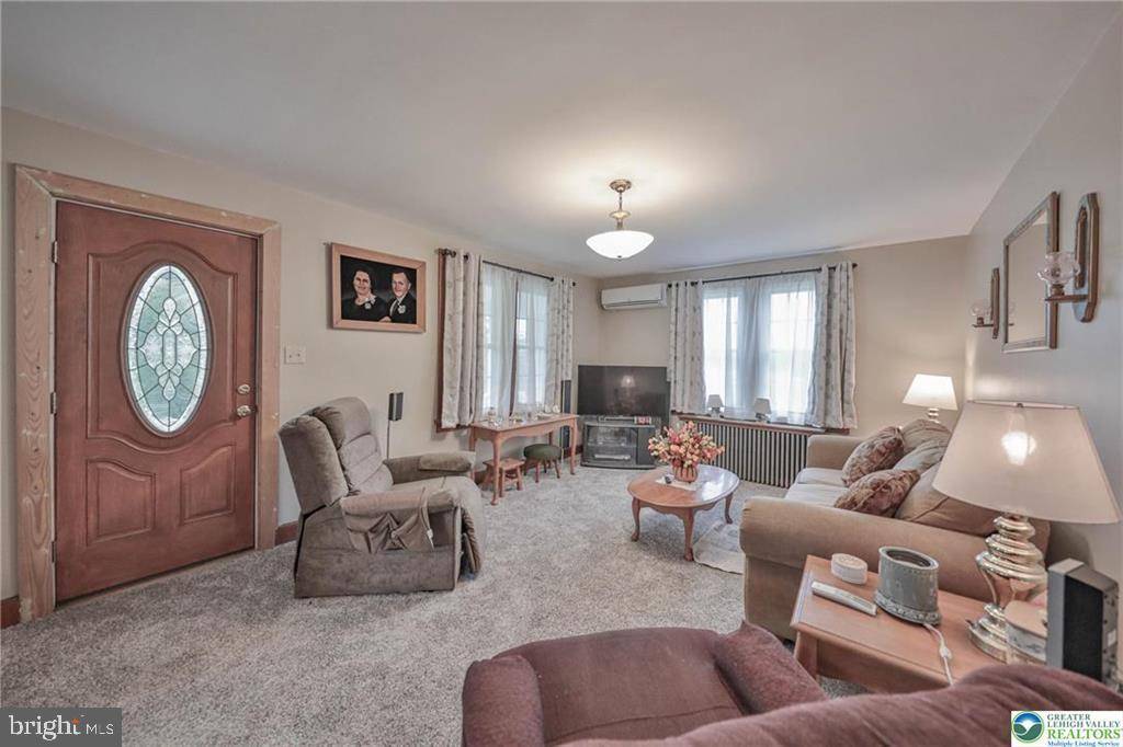 Lehighton, PA 18235,1642 FAIRYLAND RD
