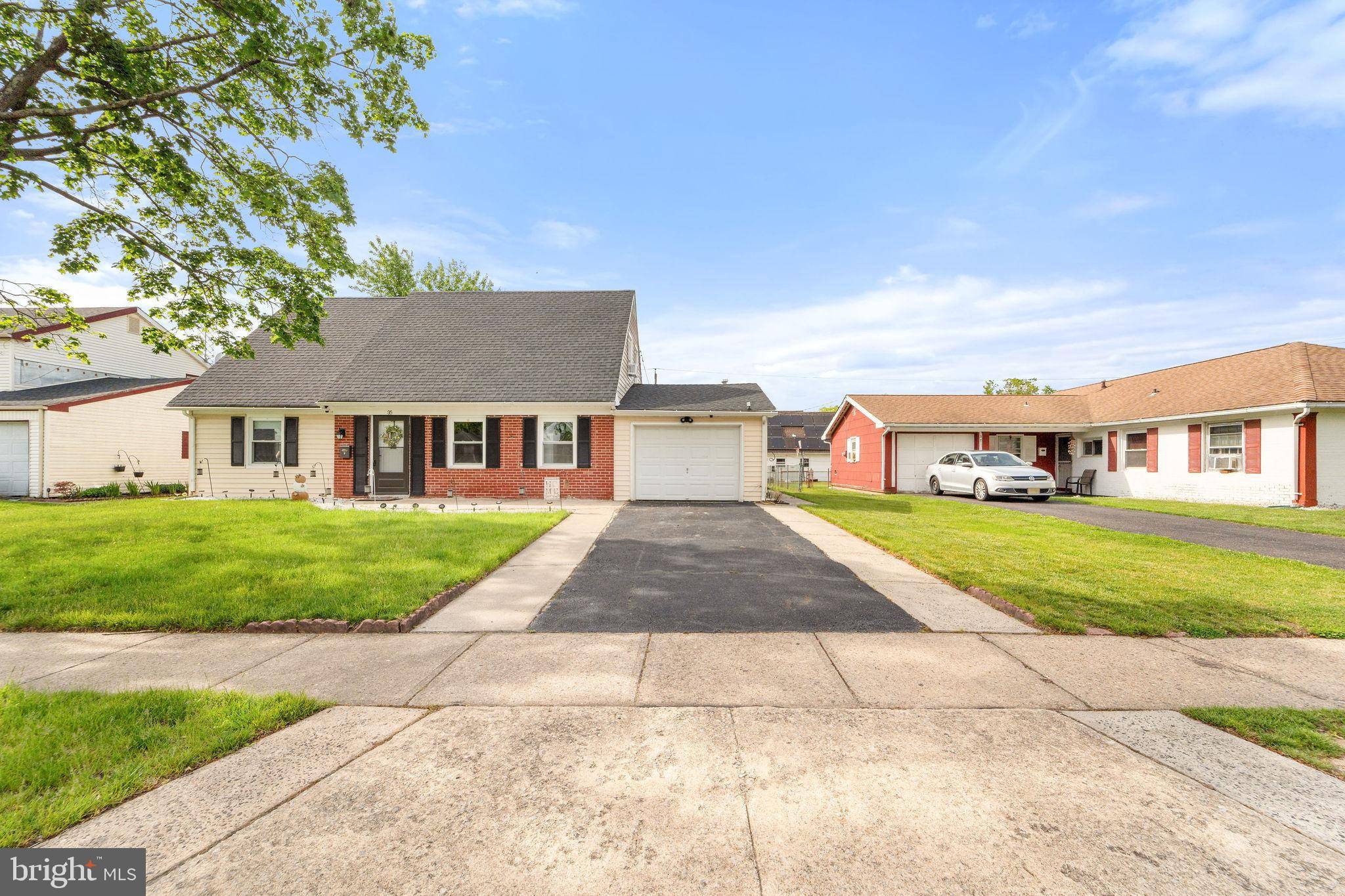 Willingboro, NJ 08046,35 MULLSHIRE LN