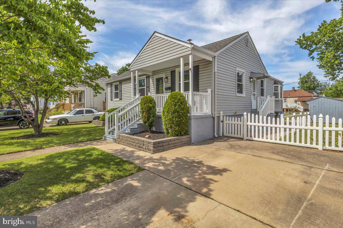 Woodbury, NJ 08096,220 W UNDERWOOD AVE