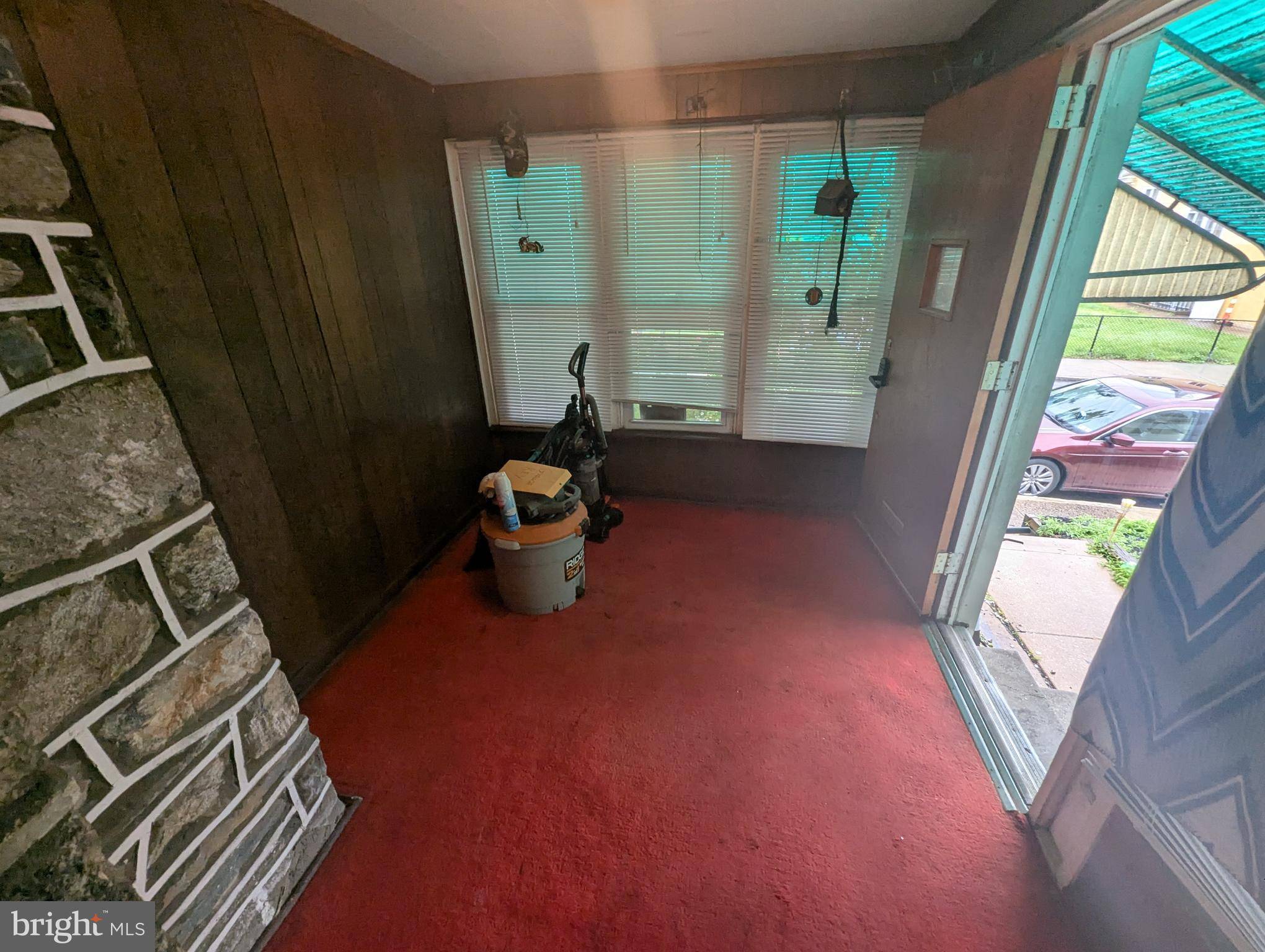 Upper Darby, PA 19082,445 MILLBANK RD