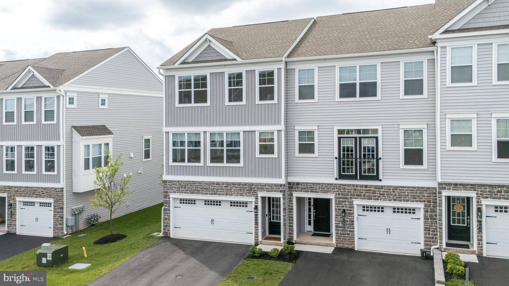 Royersford, PA 19468,158 EVERLEIGH DR