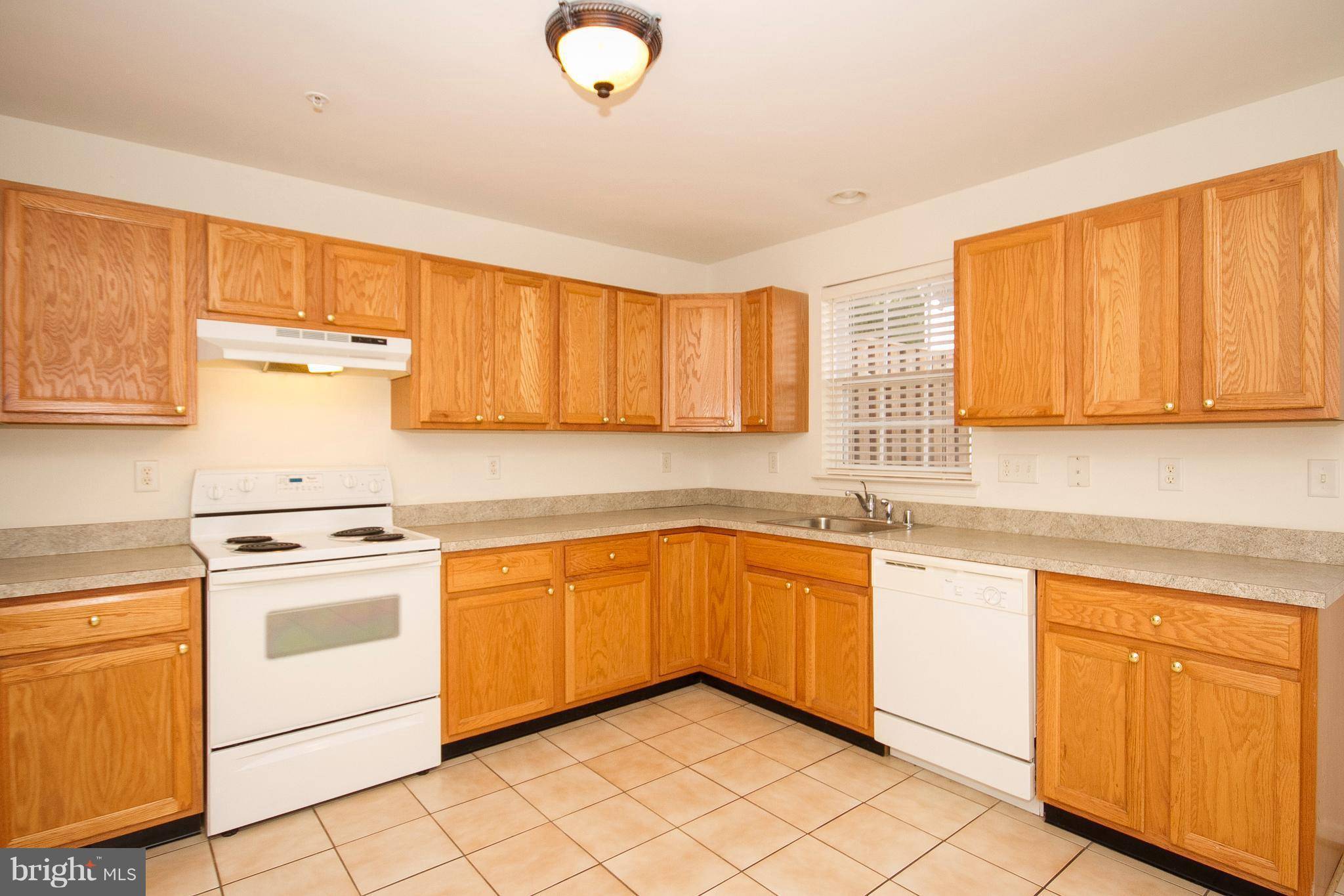 Owings Mills, MD 21117,9759 BON HAVEN LN