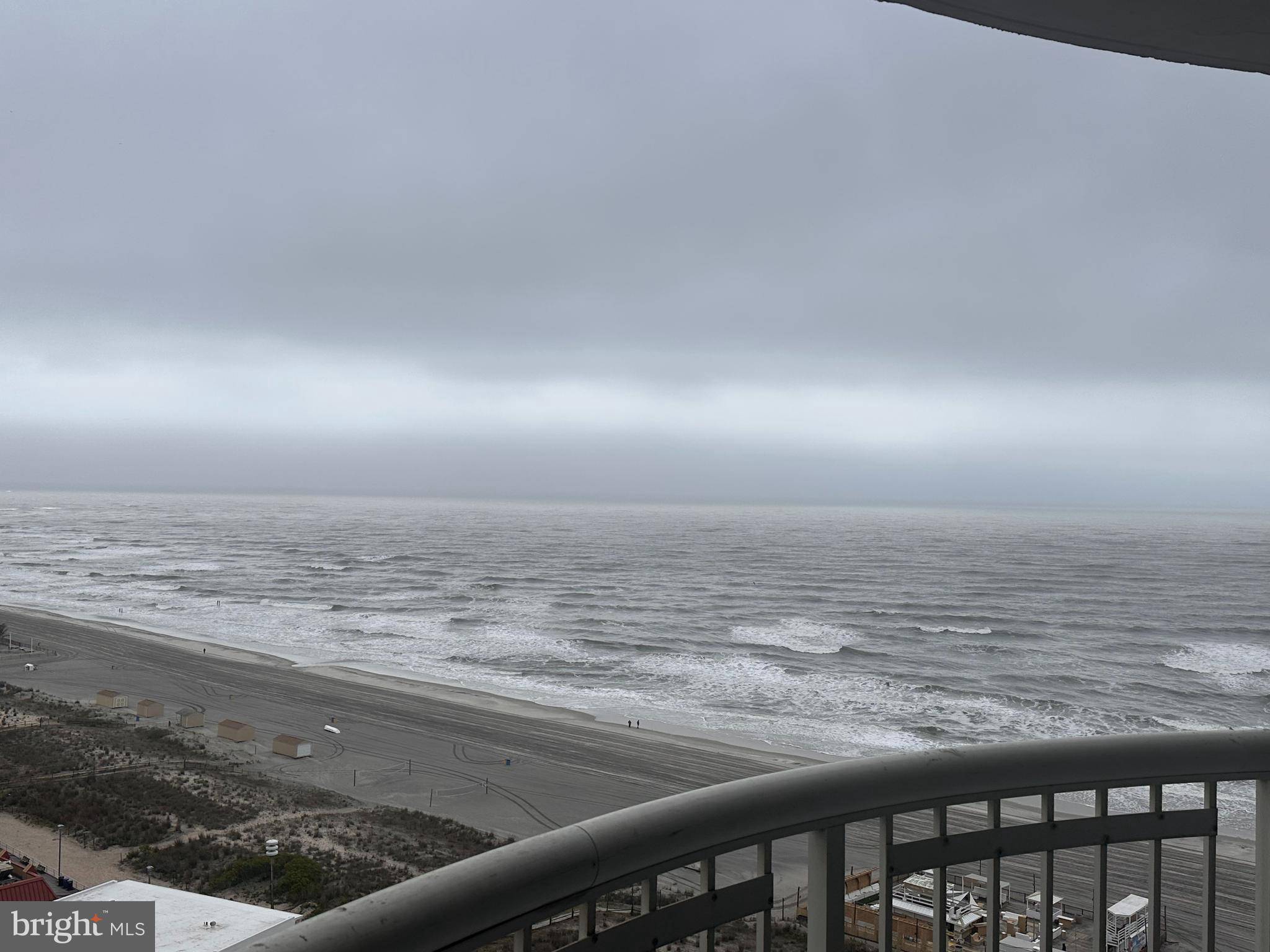 Atlantic City, NJ 08401,3101 BOARDWALK #1811-1