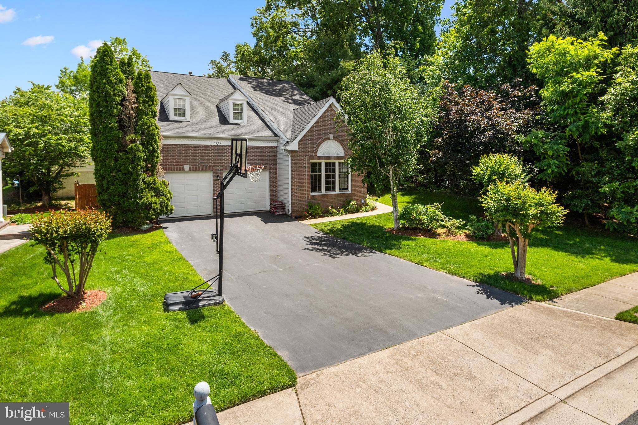 Fairfax, VA 22033,3725 FREEHILL LN