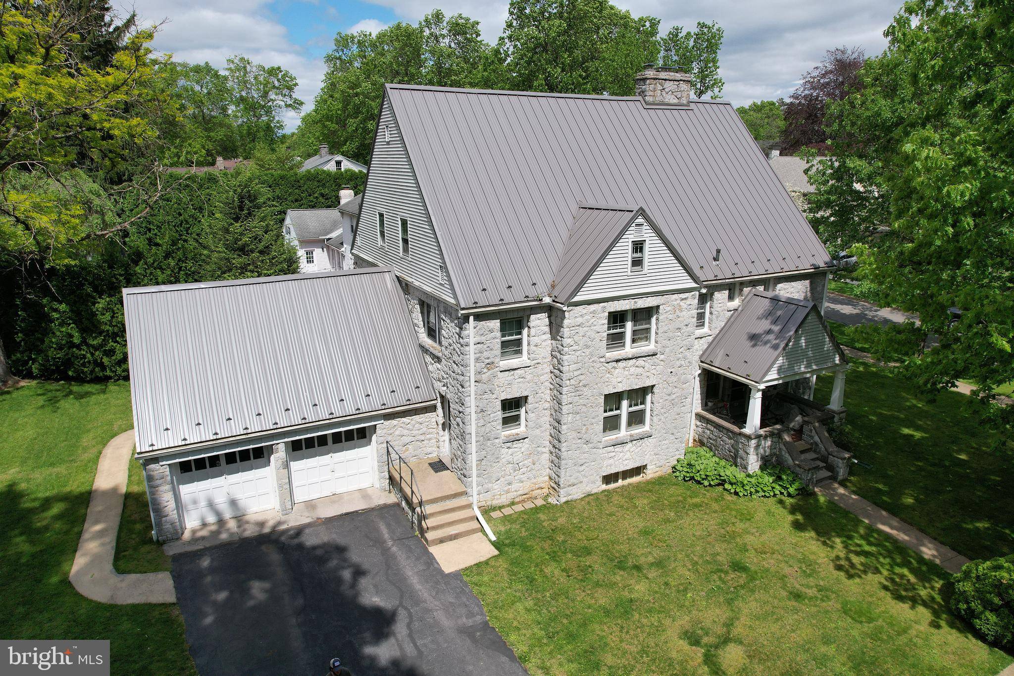 State College, PA 16803,441-445 RIDGE AVE
