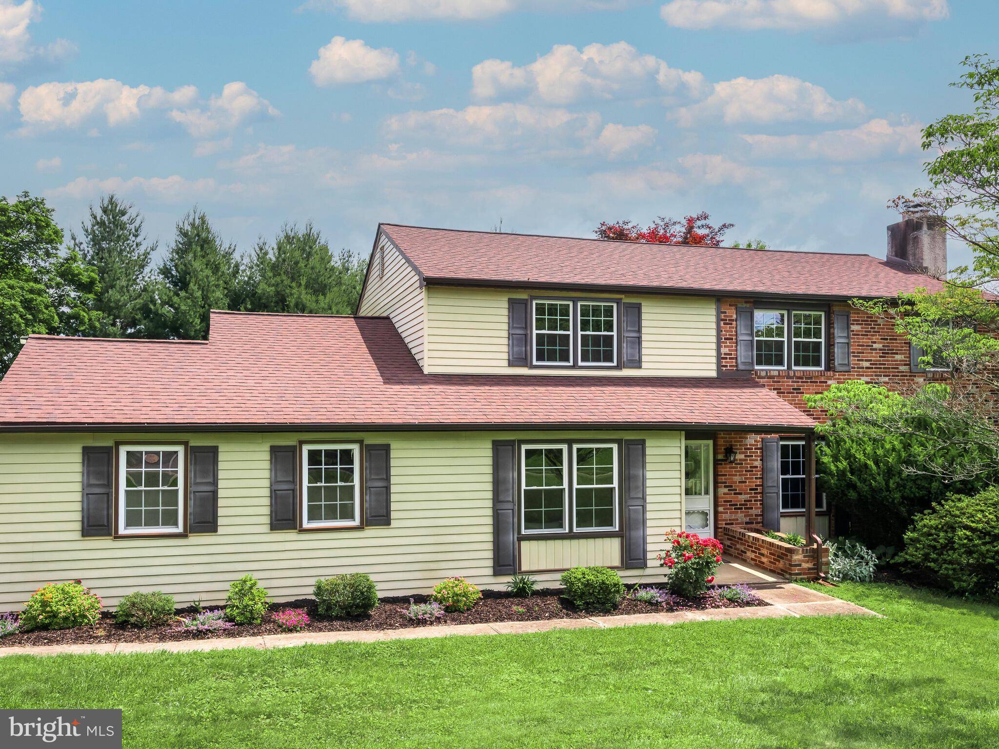 West Chester, PA 19382,1383 FAUCETT DR