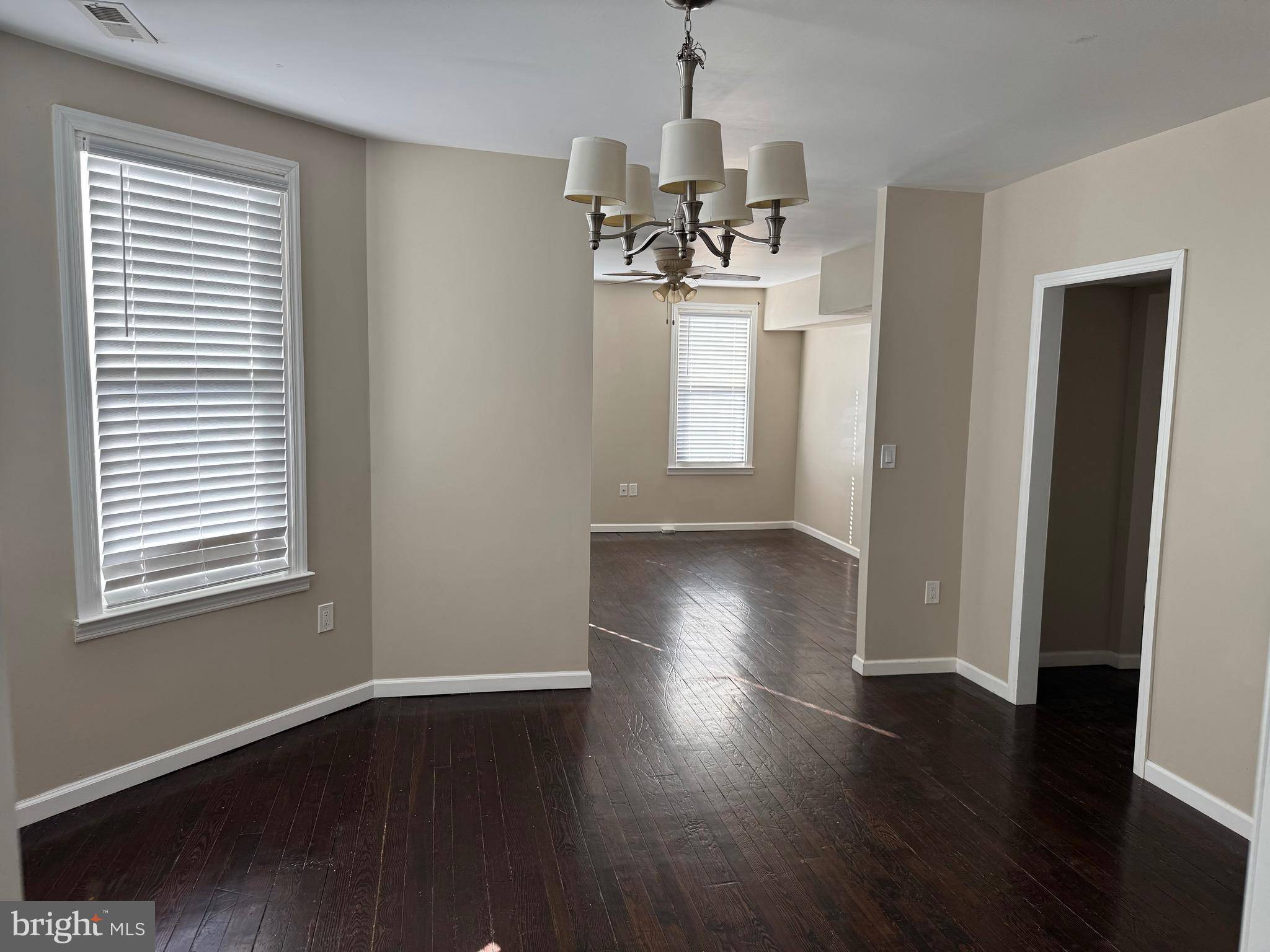 Merchantville, NJ 08109,207 W MAPLE AVE