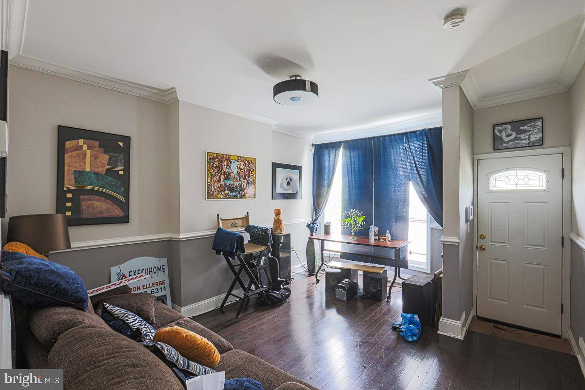 Baltimore, MD 21218,3222 BARCLAY ST