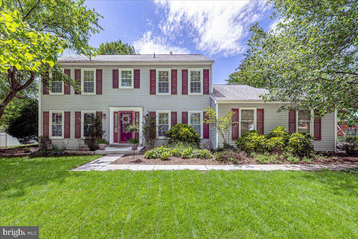 Lawrenceville, NJ 08648,15 HAMILTON CT