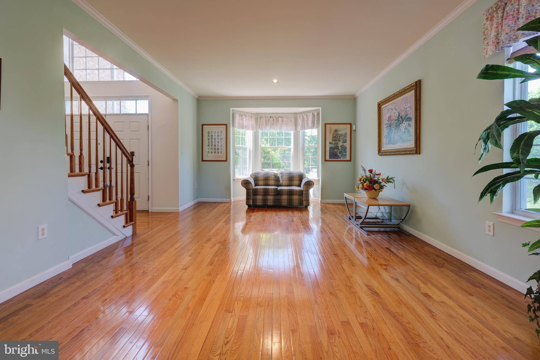 East Windsor, NJ 08520,5 PIERCE RD