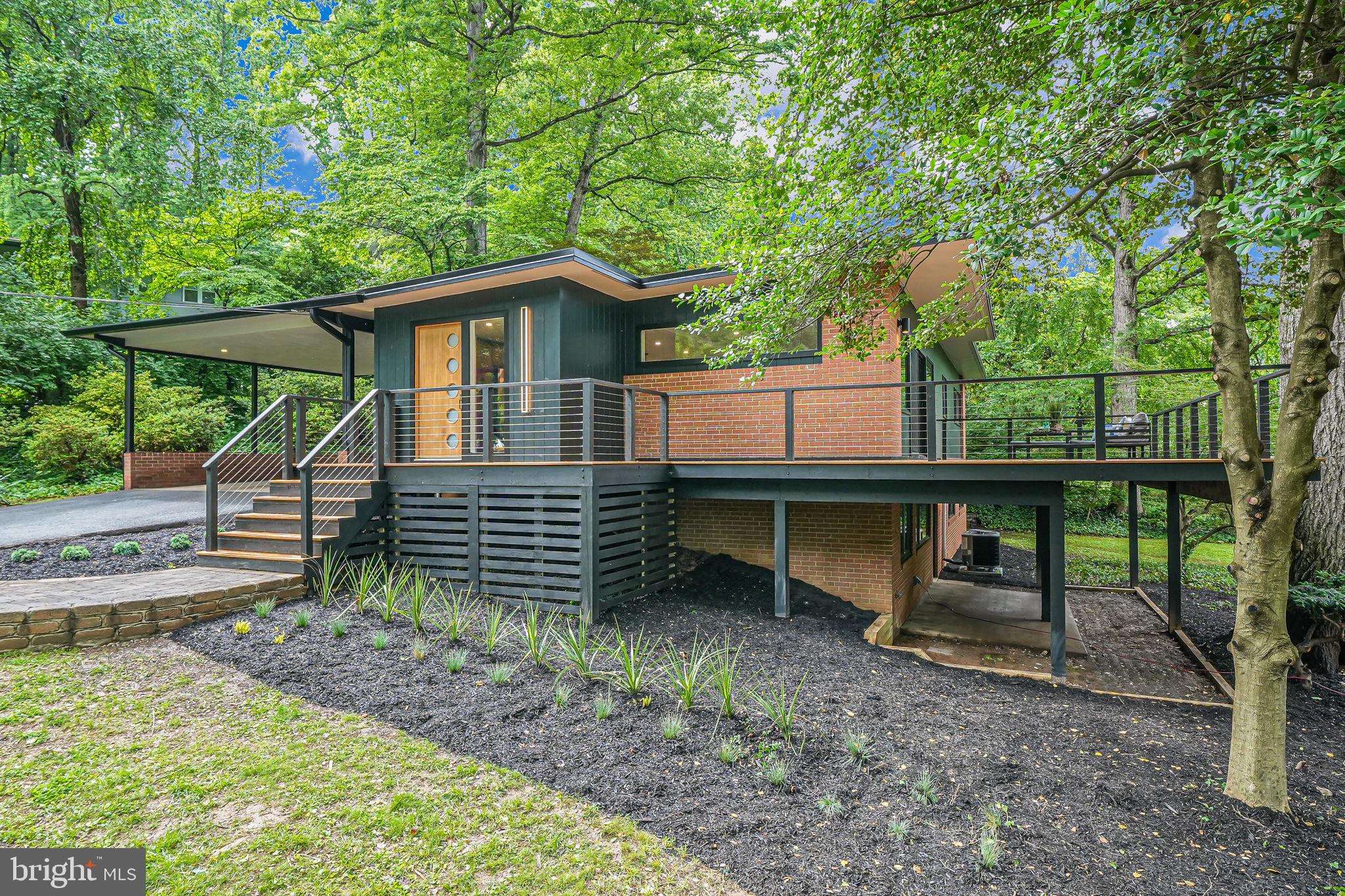 Falls Church, VA 22044,6210 WATERWAY DR