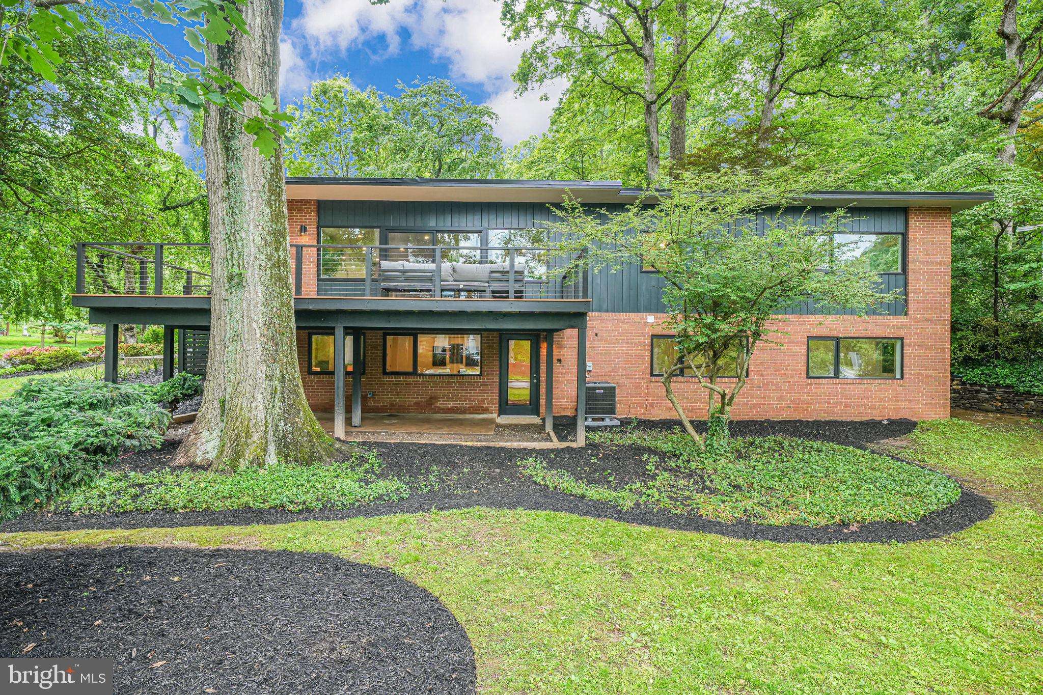 Falls Church, VA 22044,6210 WATERWAY DR