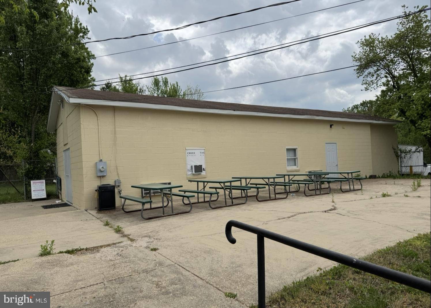 Temple Hills, MD 20748,5609 OLD BRANCH AVE