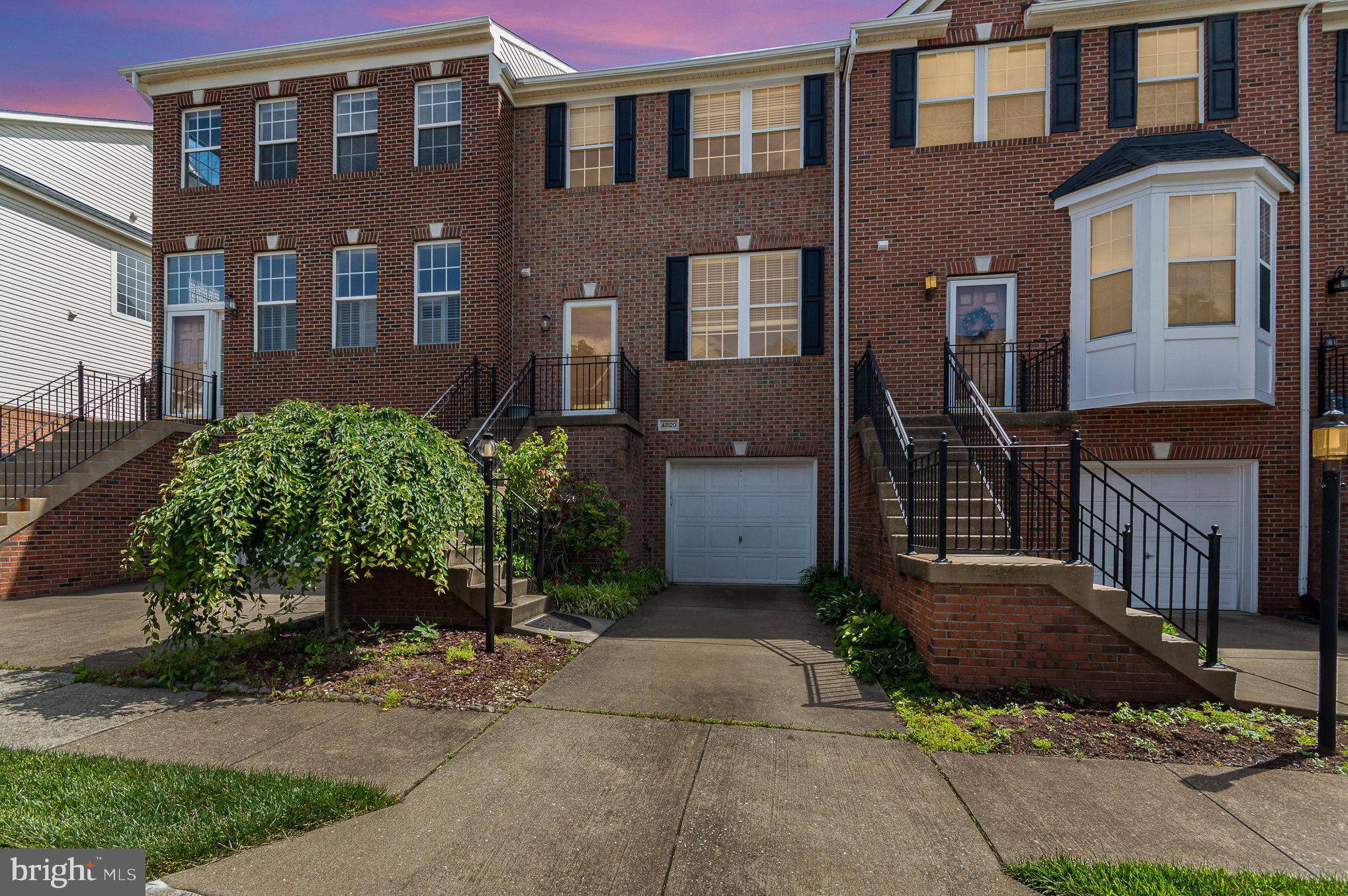 Broadlands, VA 20148,43120 FOREST EDGE SQ