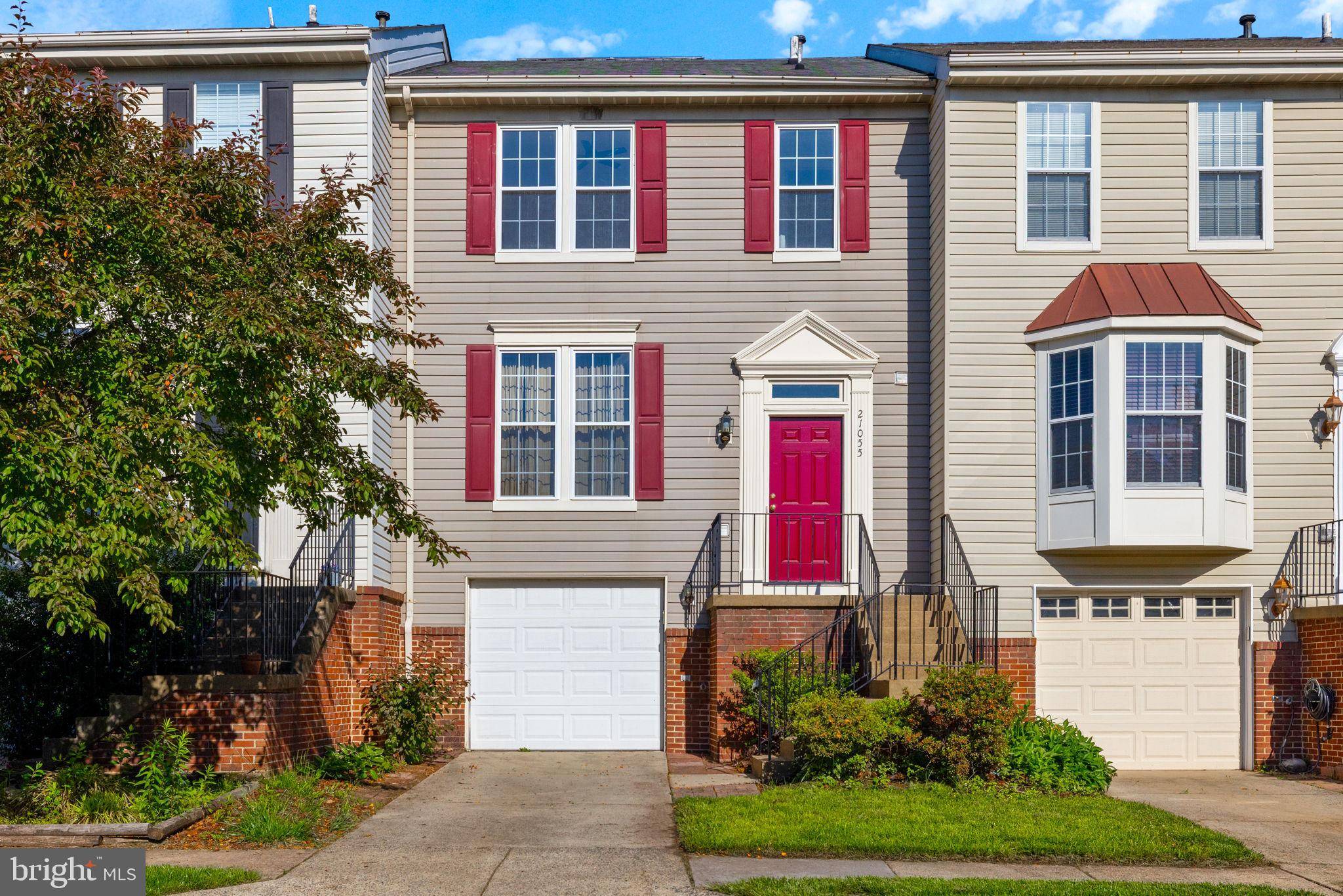 Ashburn, VA 20147,21055 CORNERPOST SQ