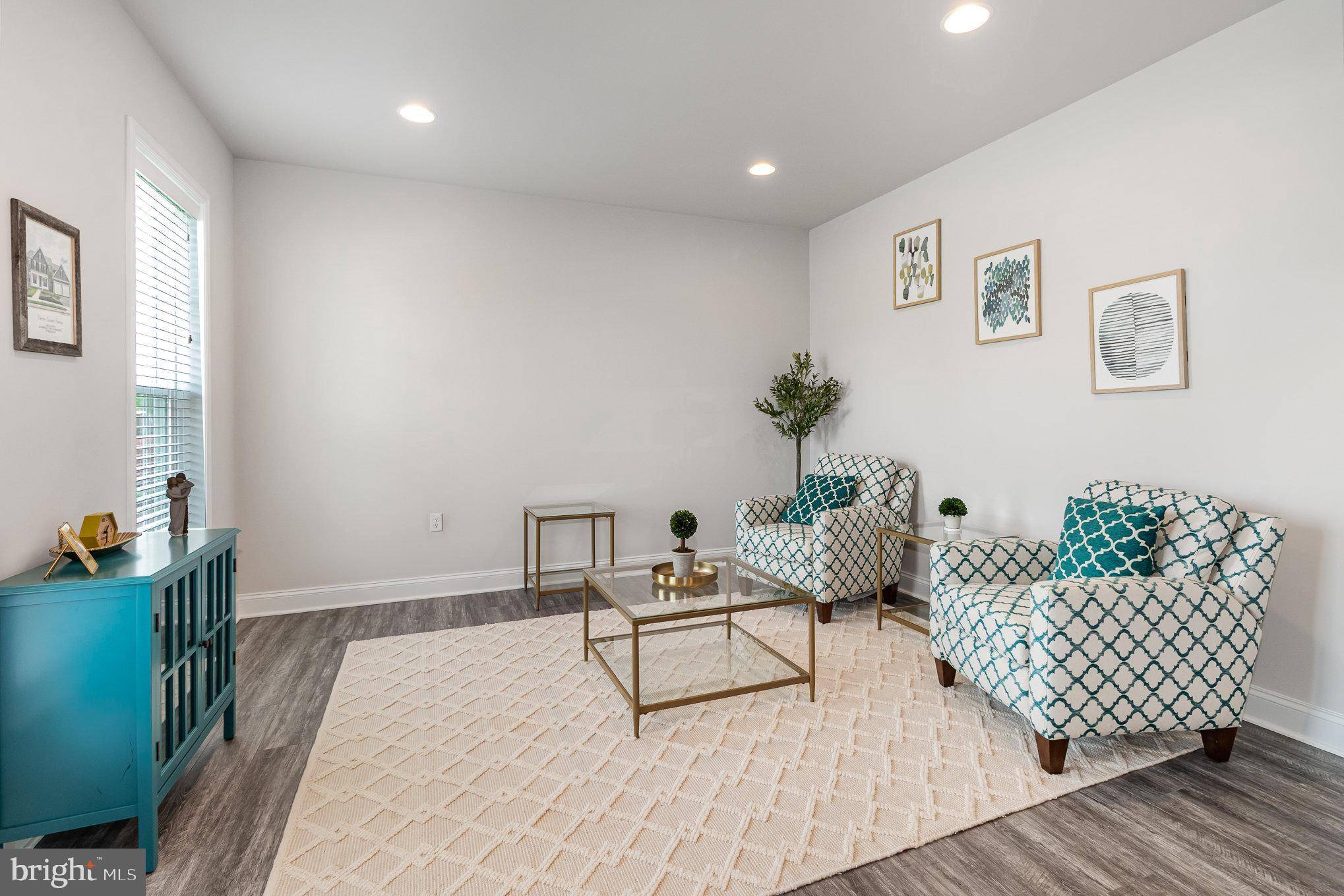 Mechanicsburg, PA 17055,220 MOOREFIELD ST
