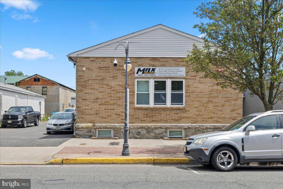 Millville, NJ 08332,411 N HIGH ST