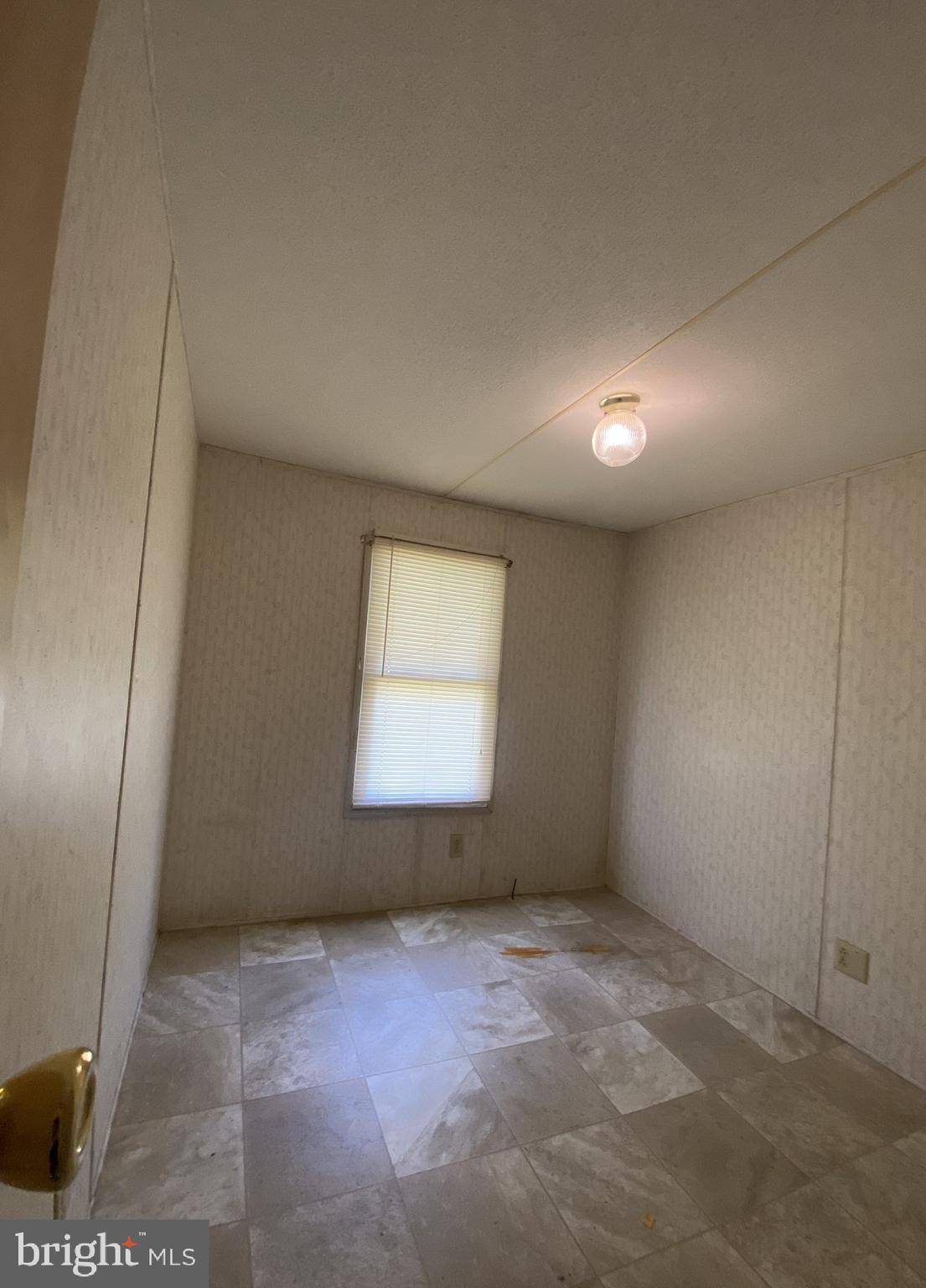 Lehighton, PA 18235,206 CREEKSIDE MANOR DR