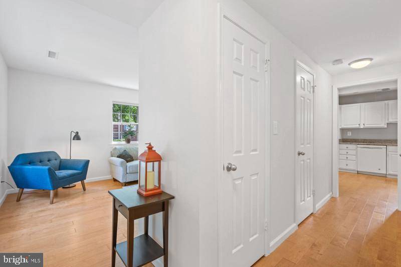 Chevy Chase, MD 20815,4882 CHEVY CHASE DR #132