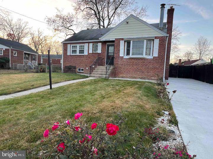 Temple Hills, MD 20748,4903 N BARNABY LN