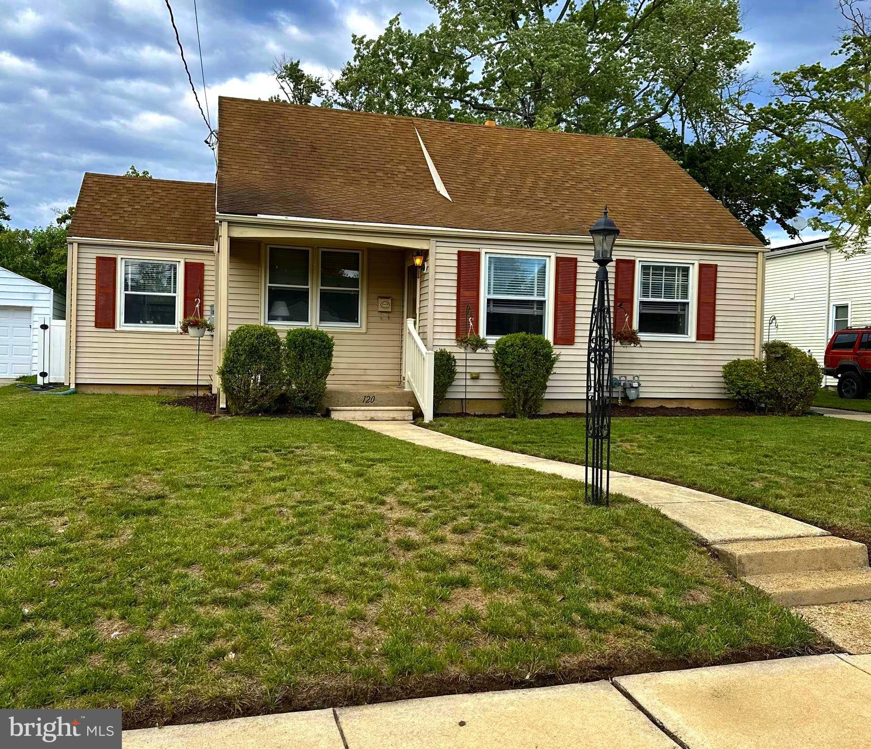 Runnemede, NJ 08078,120 LINDSEY AVE