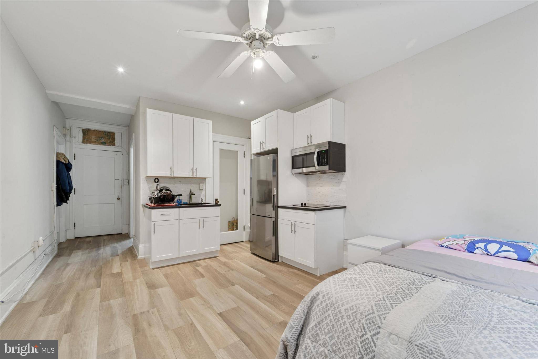 Philadelphia, PA 19107,1324 LOCUST ST #924