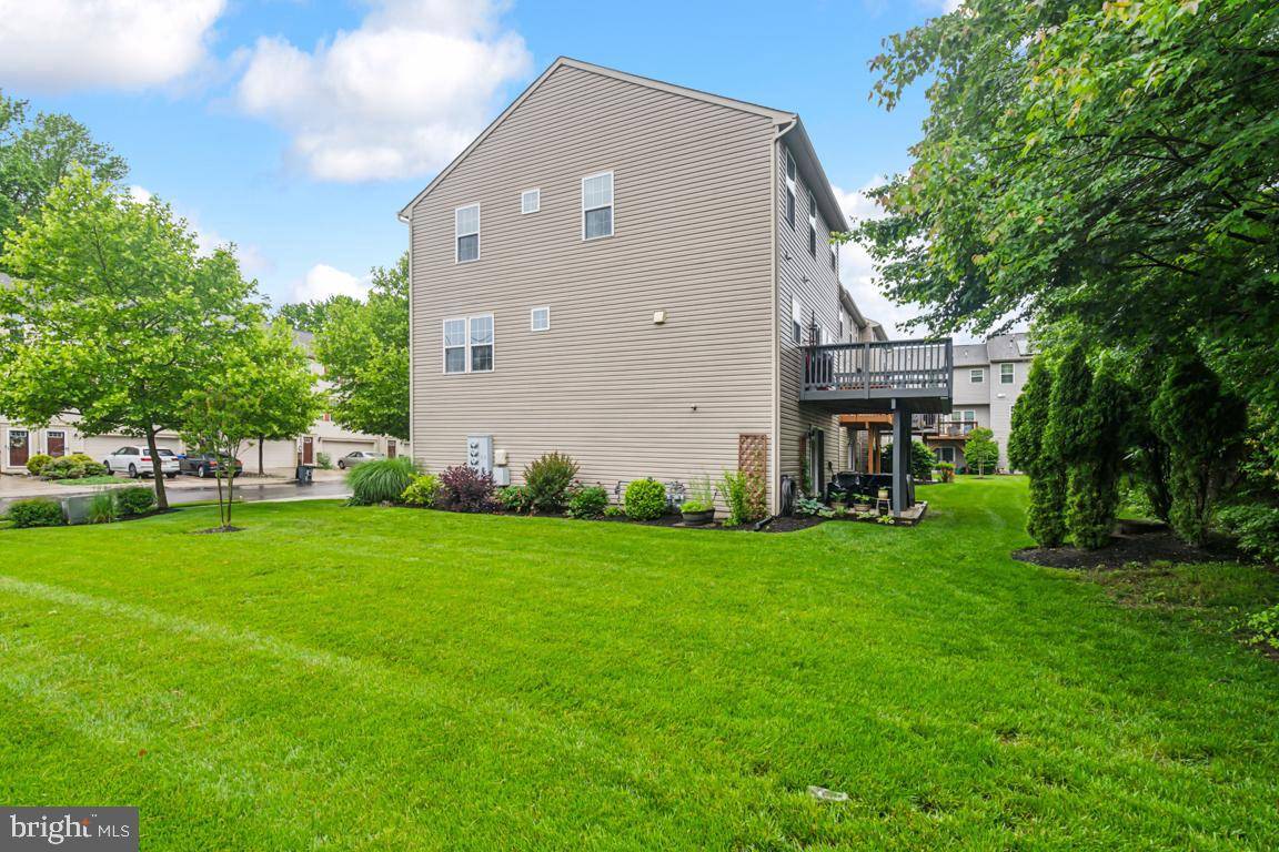 Mount Holly, NJ 08060,1 WALLACE RD